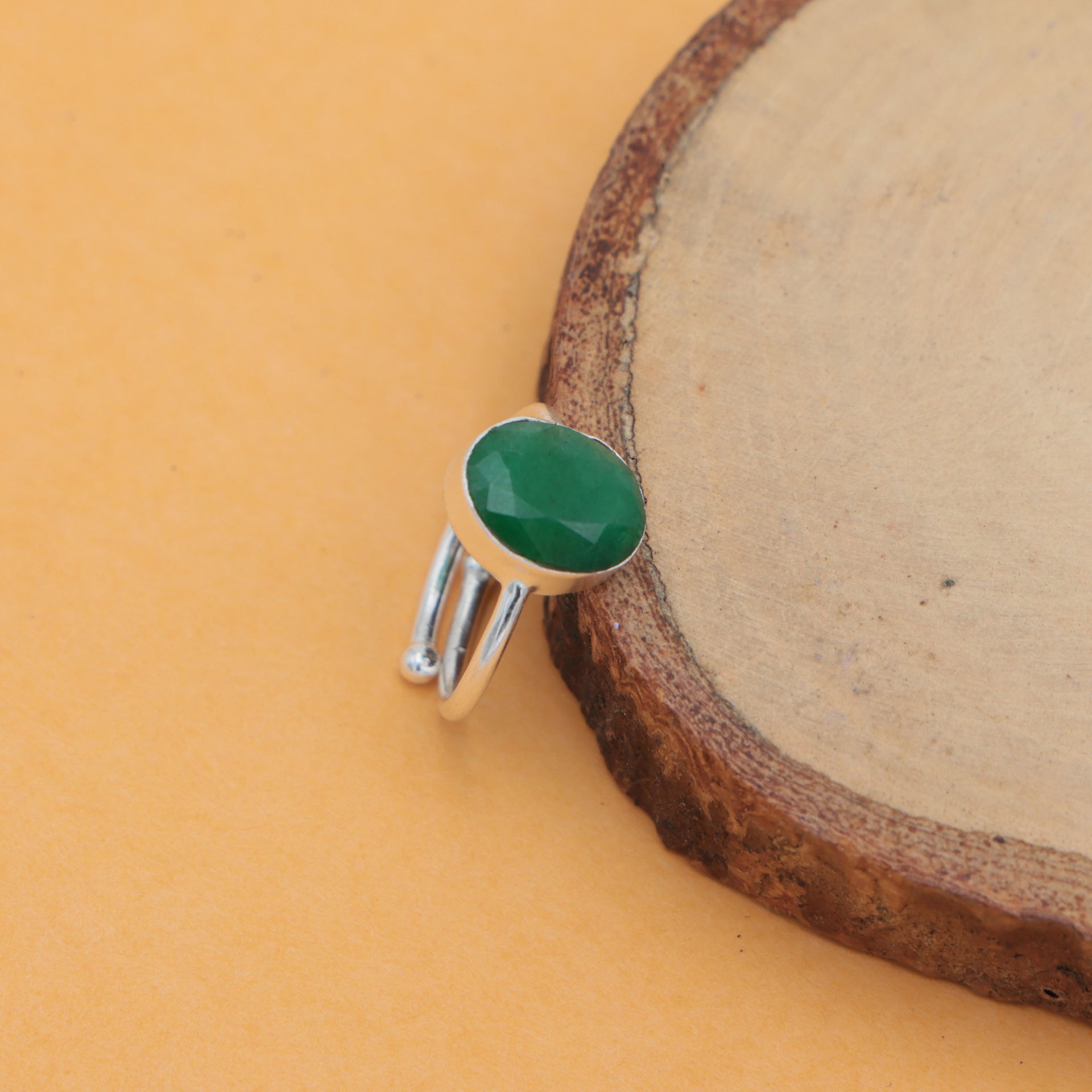 Dua Handmade Emerald Panna Oval Ring 10x12mm – Green Adjustable Silver-Plated Birthstone - Raashi RatanGemstone Ring