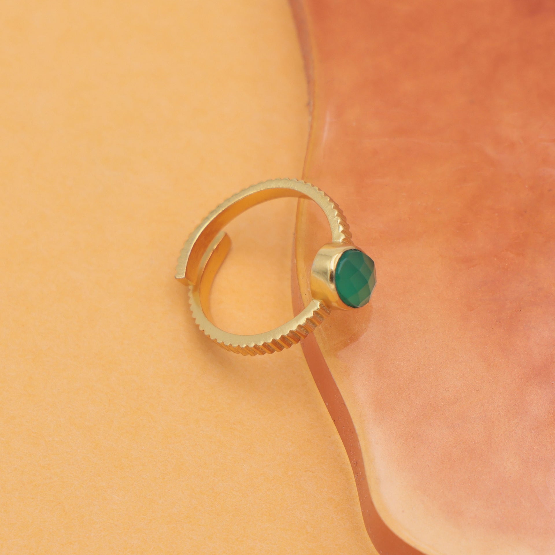 Dua Handmade Green Onyx Oval Ring 5x7mm – Green Adjustable Gold-Plated Elegant Gemstone Jewelry