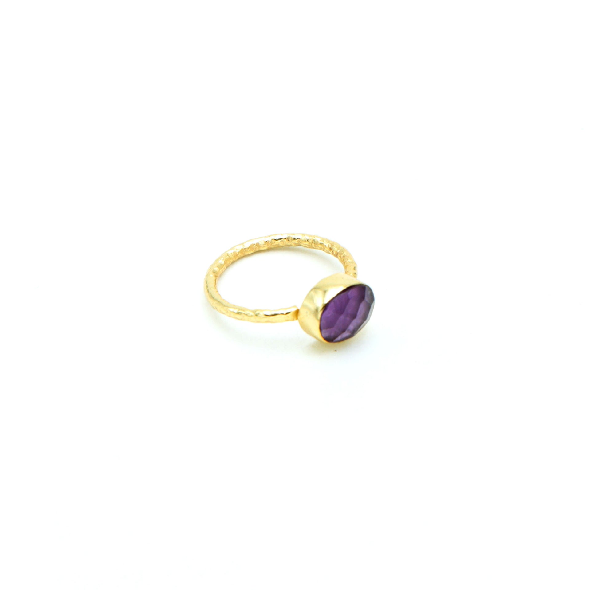 Dua Amethyst Oval 7x9mm Gold-Plated Adjustable Ring – Contemporary Bezel-Set Natural Purple Stone Jewelry for Women & Girls