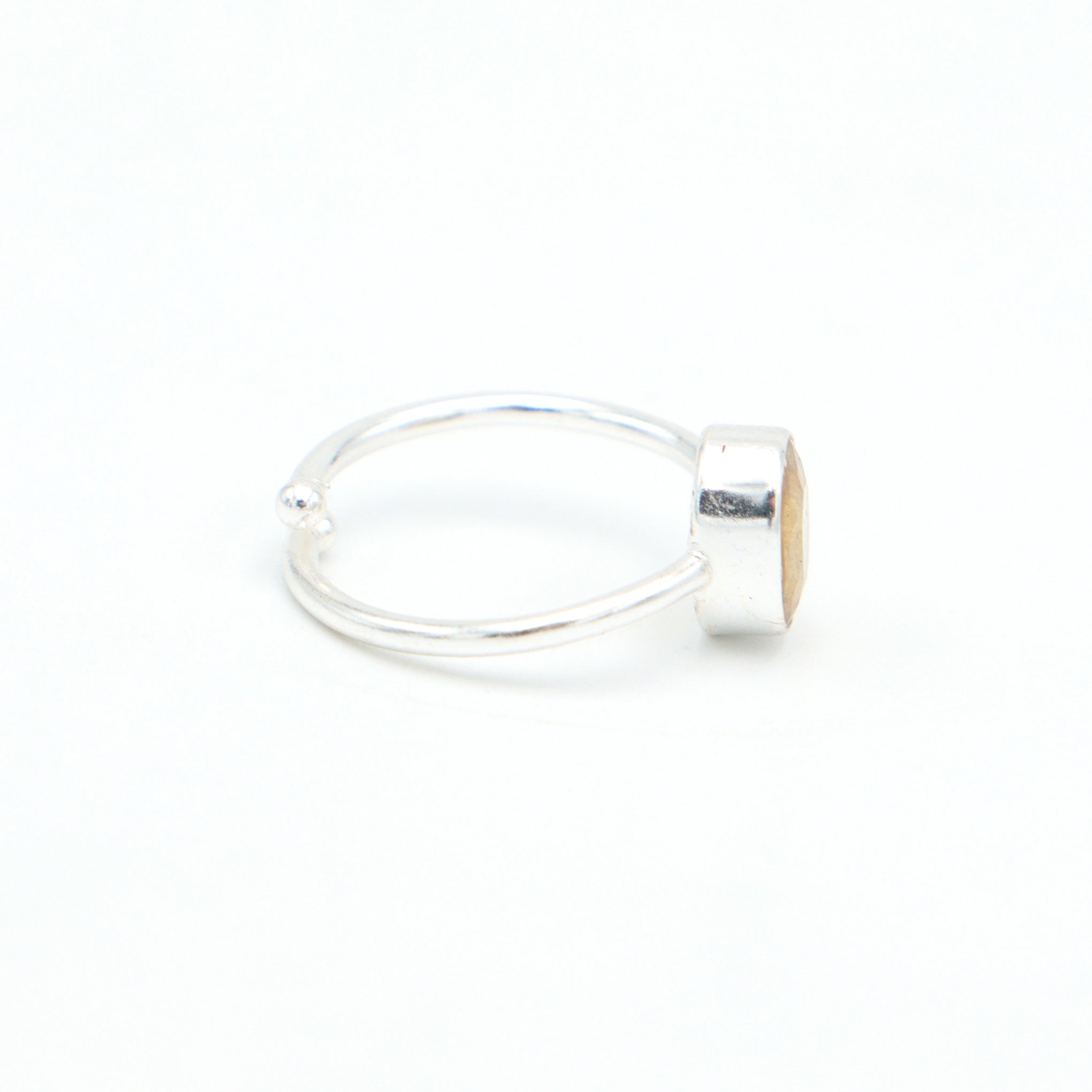 Dua Handmade Yellow Sapphire Pukhraaj Oval Ring 7x9mm – Yellow Adjustable Silver-Plated Birthstone - Raashi Ratan Jewelry Ring