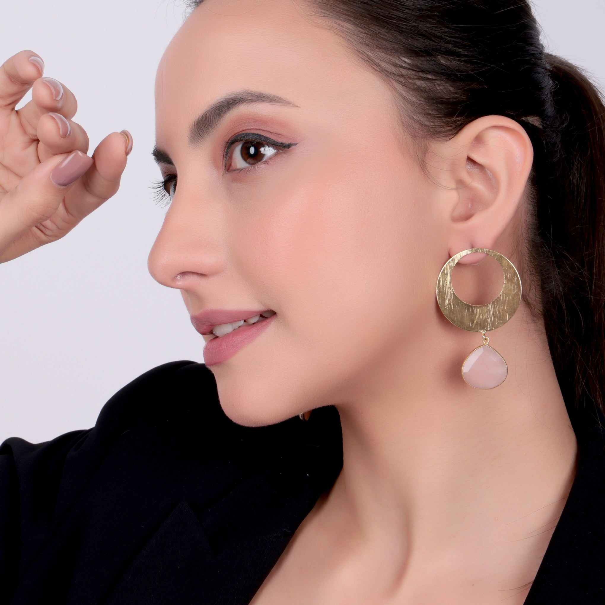 Dua Peach Moonstone Heart Earrings – Handmade 18mm Natural Gemstone Gold-Plated Brass Jewelry for Women