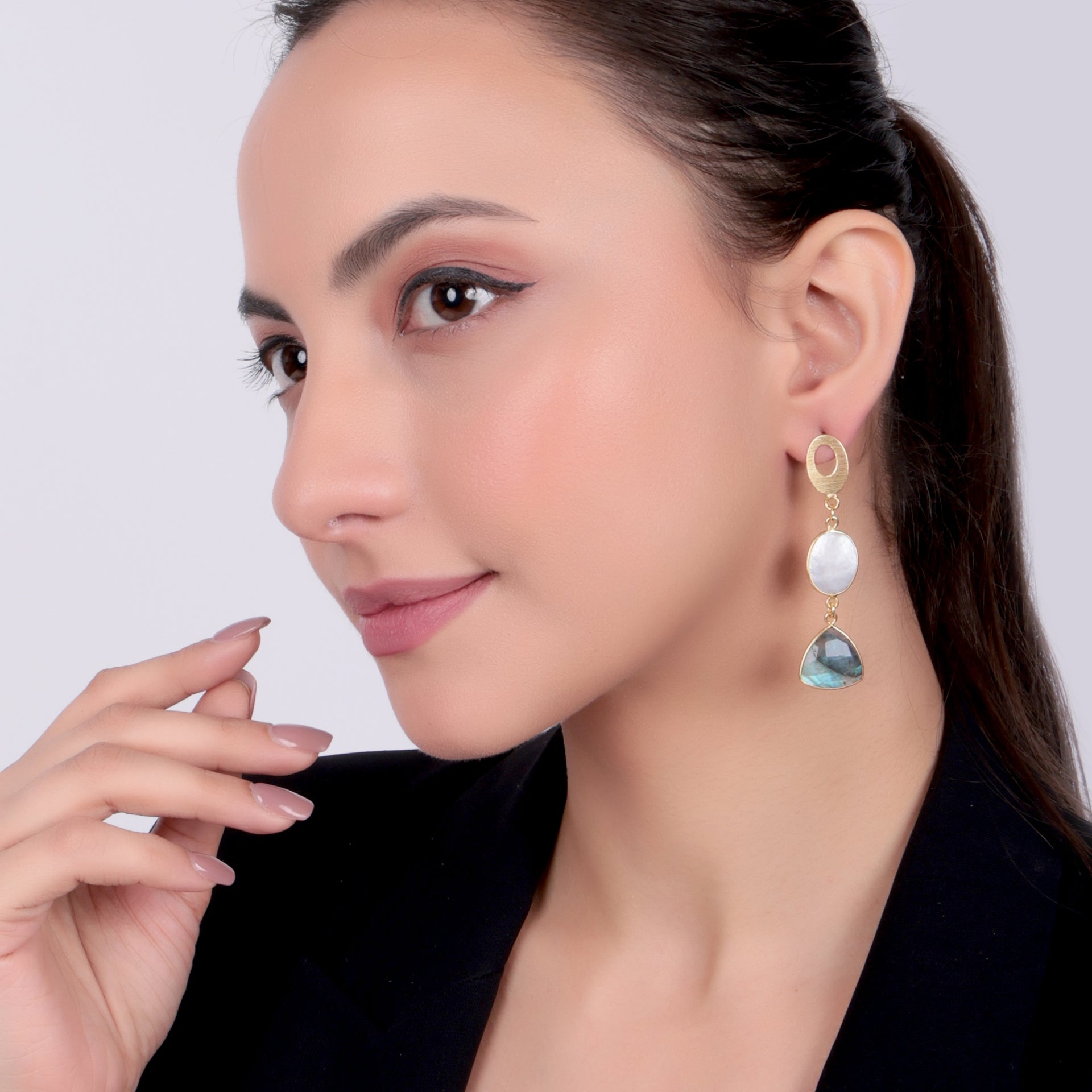 Dua Mother of Pearl & Labradorite Earrings – Handmade Oval & Trillion Cut Gemstone Earrings (12x15mm, 15mm)