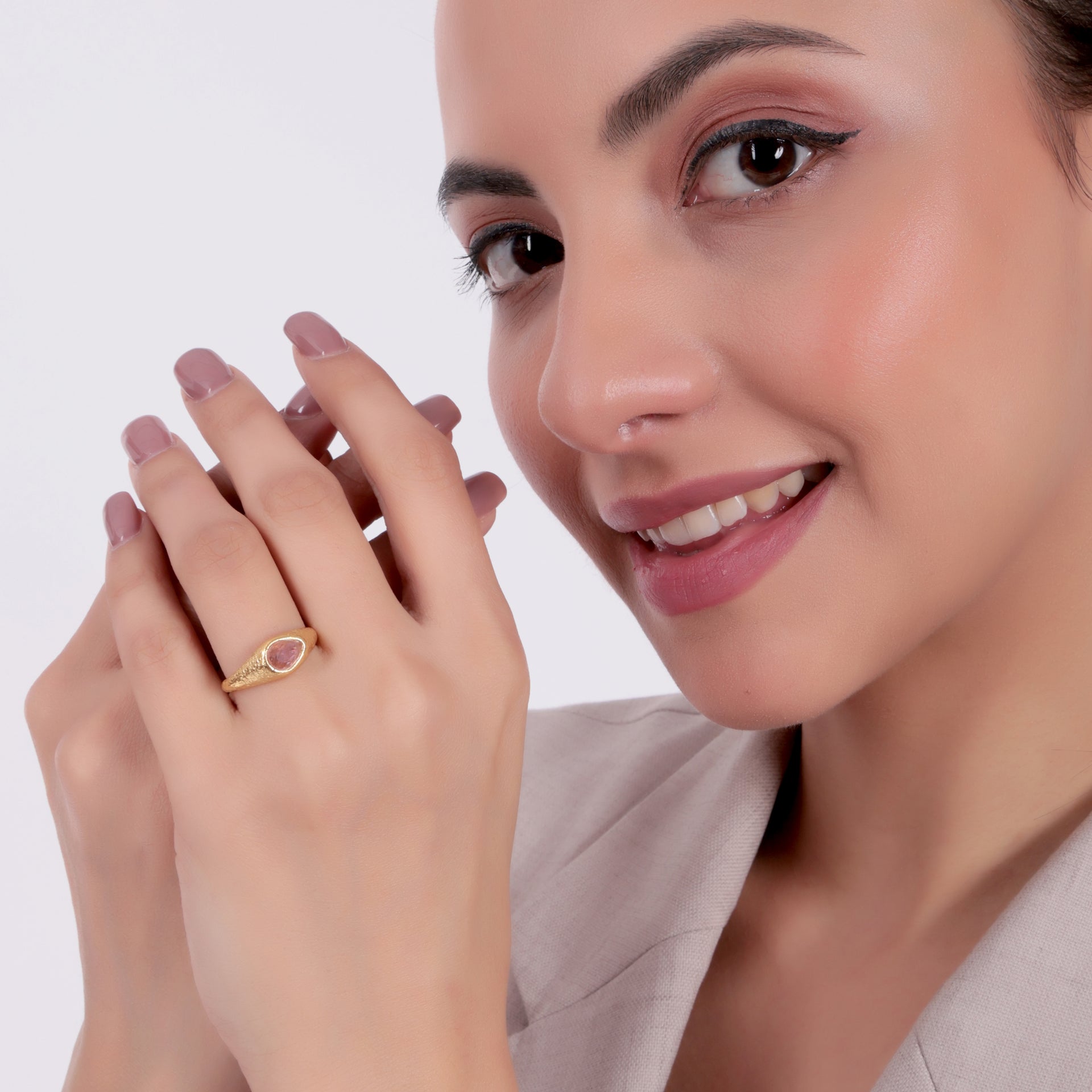 Dua Handmade Pink Zircon Pear Ring 5x7mm – Pink Adjustable Gold-Plated Delicate Party Ring for Women