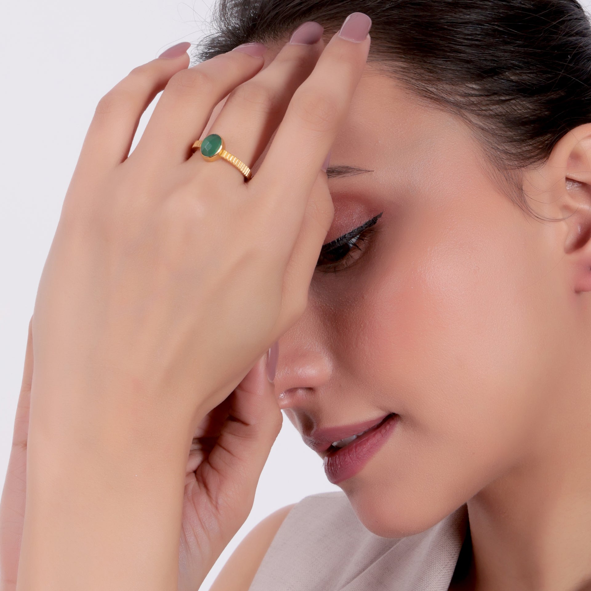 Dua Handmade Green Onyx Oval Ring 5x7mm – Green Adjustable Gold-Plated Elegant Gemstone Jewelry