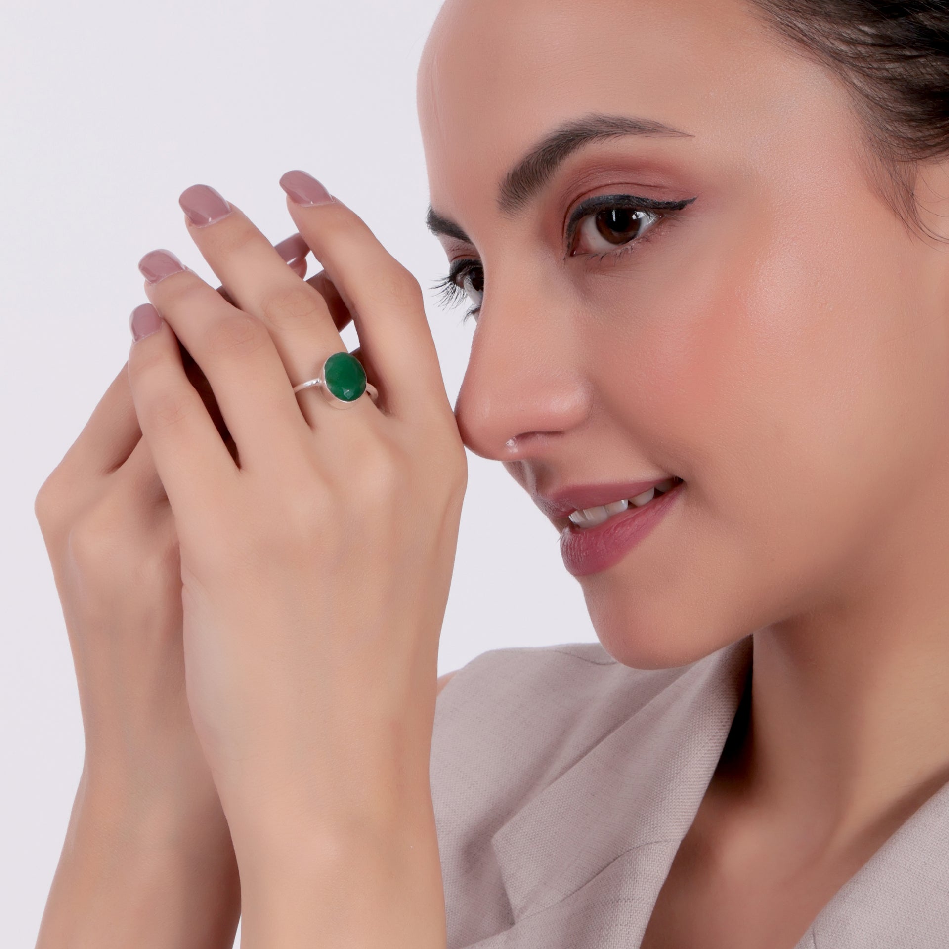Dua Handmade Emerald Panna Oval Ring 10x12mm – Green Adjustable Silver-Plated Birthstone - Raashi RatanGemstone Ring