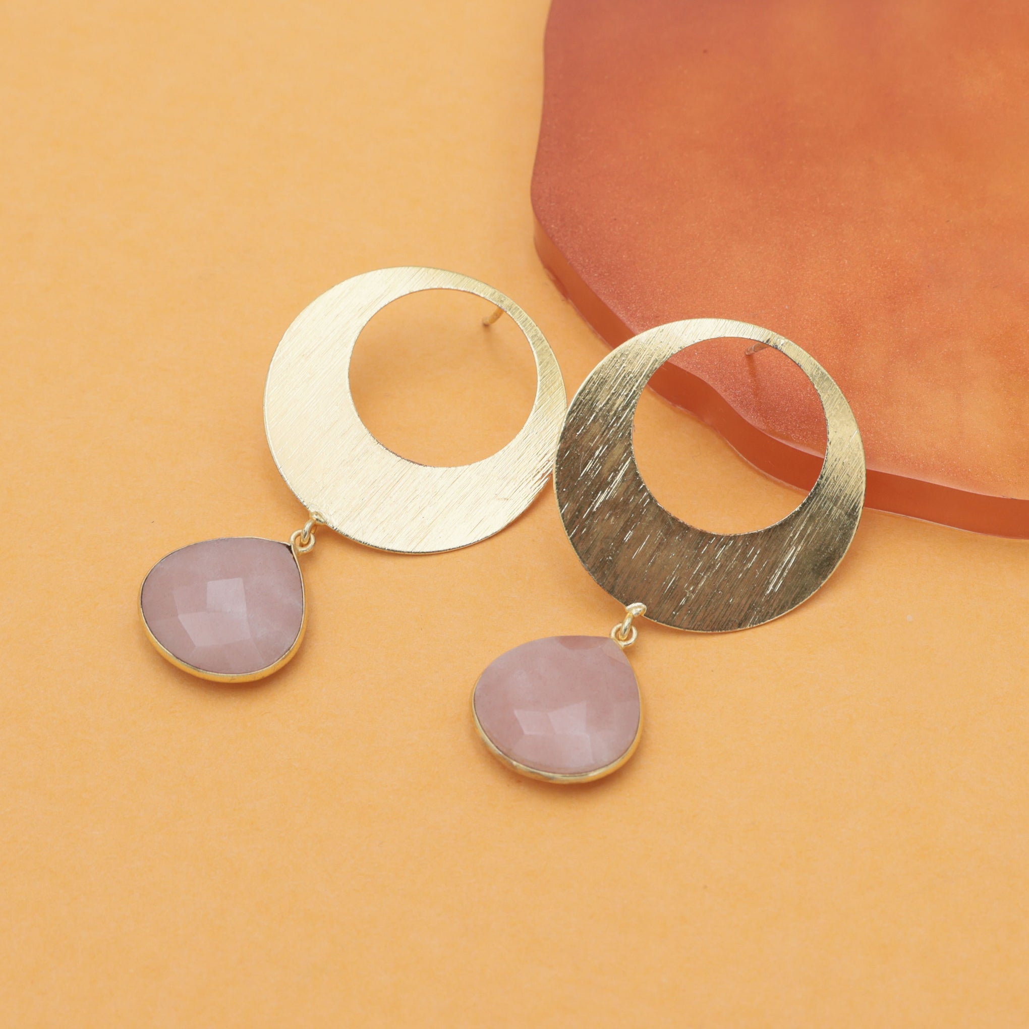 Dua Peach Moonstone Heart Earrings – Handmade 18mm Natural Gemstone Gold-Plated Brass Jewelry for Women