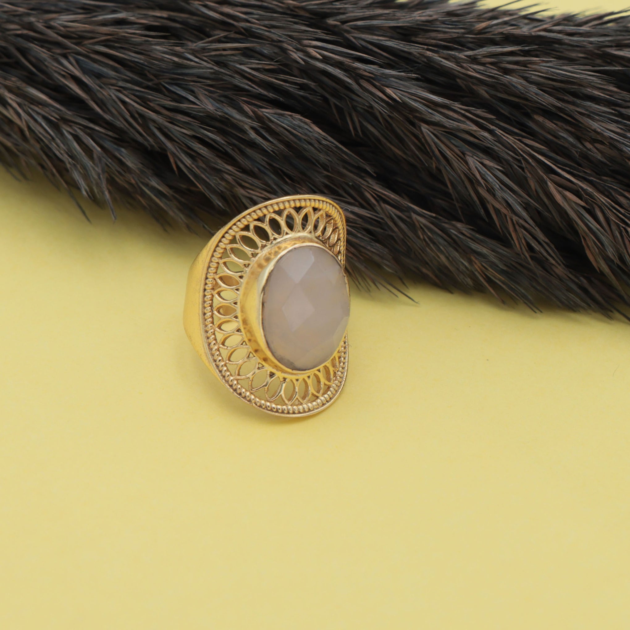 Dua Handmade Rose Quartz Oval Ring 11x15mm – Pink Adjustable Gold-Plated Gemstone Jewelry for Wedding & Party