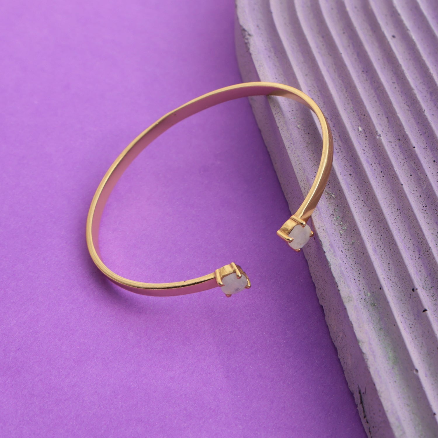 Dua Handmade Rainbow Moonstone Bracelet – 6mm Natural Round Moonstone Crystal Bracelet with Soothing Energy