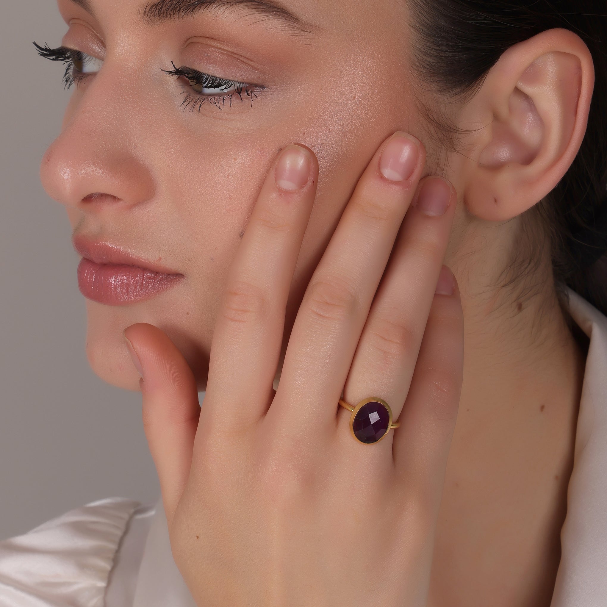Dua Amethyst Oval Ring – Luxury Gold-Plated Birthstone Jewelry - Dua Online