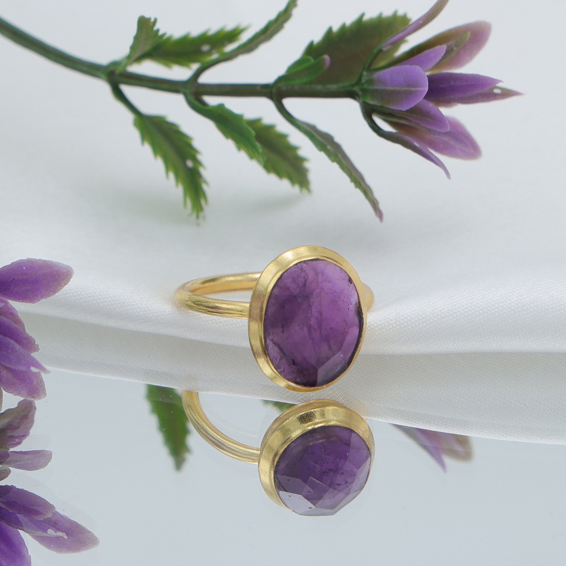 Dua Amethyst Oval Ring – Luxury Gold-Plated Birthstone Jewelry - Dua Online