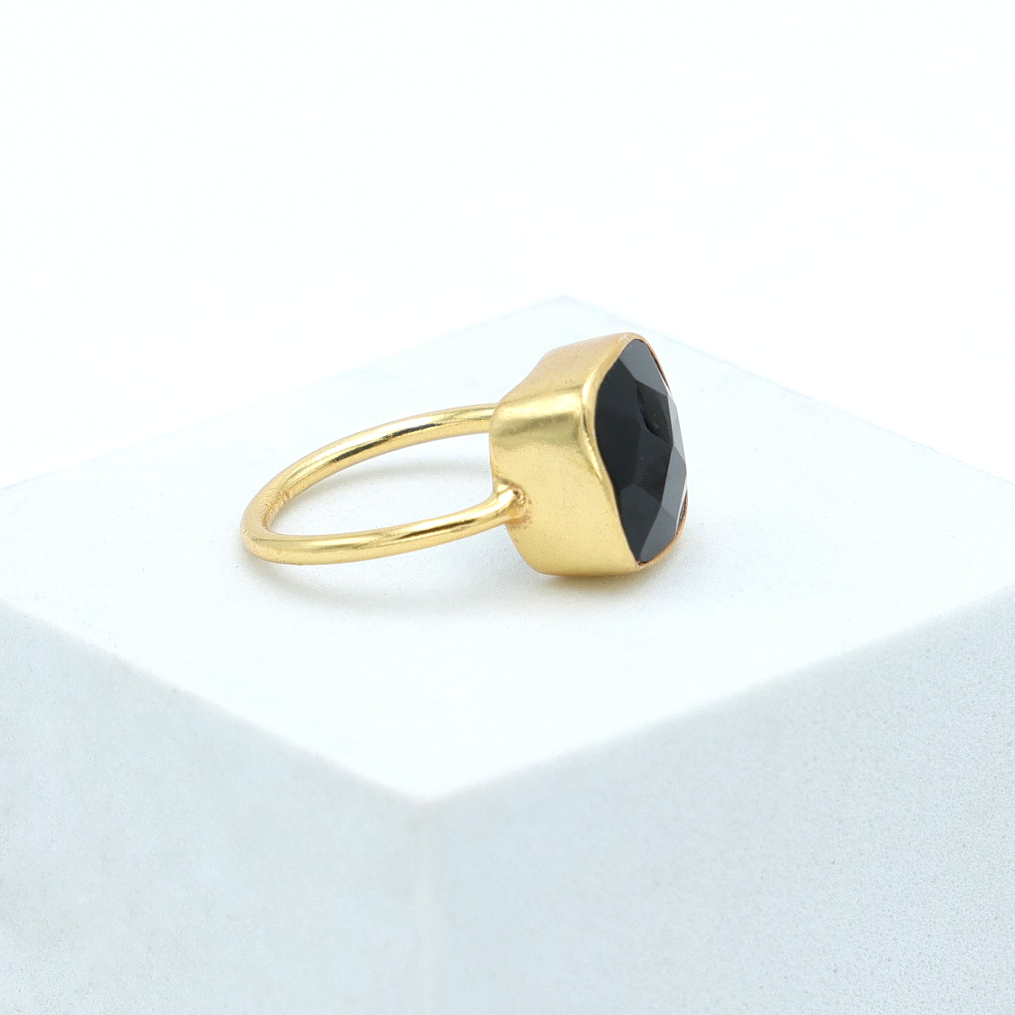 Dua Black Onyx Cushion Ring – Bold & Elegant Gold-Plated Protective Jewelry - Dua Online