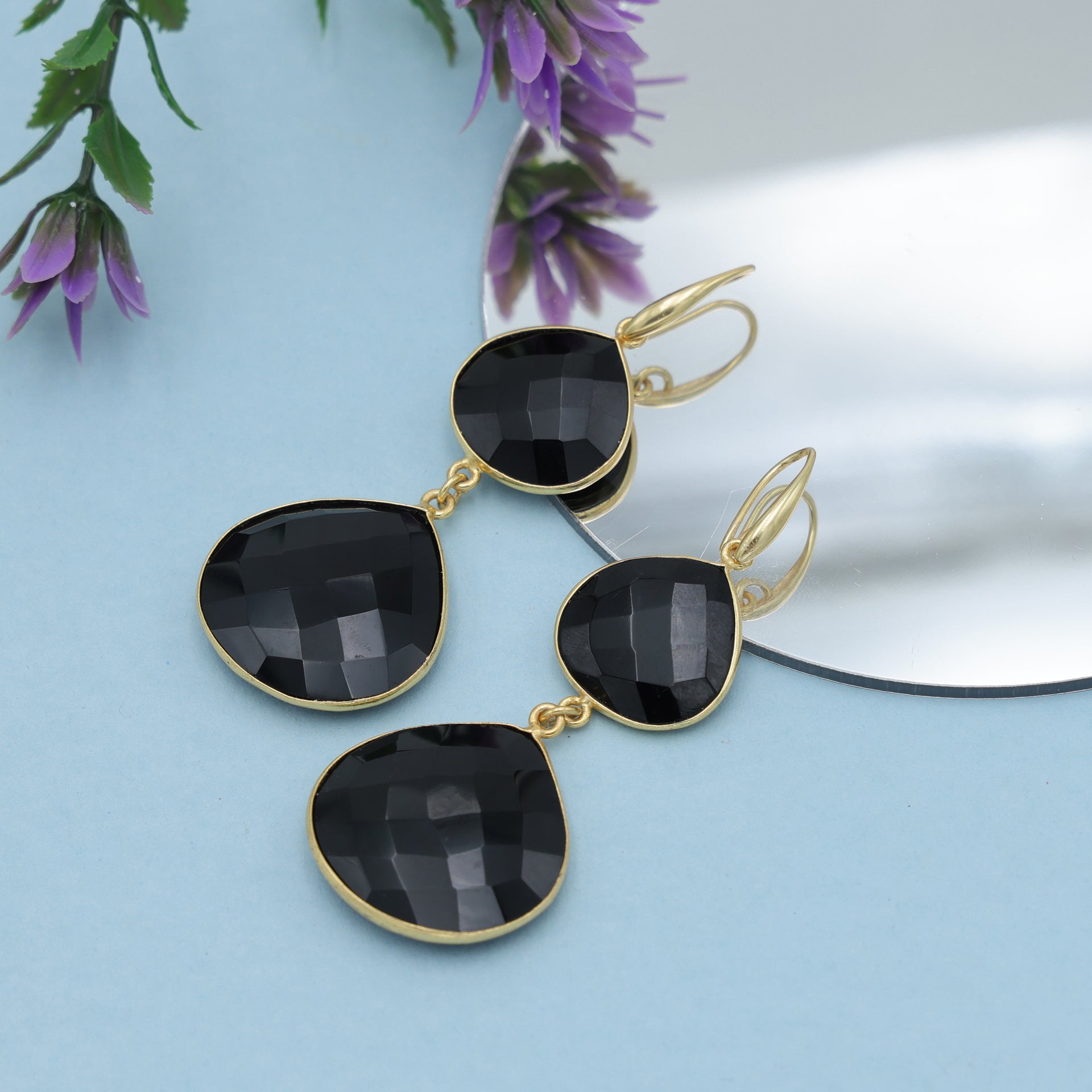 Dua Black Onyx Heart Earrings – Handmade Gold-Plated Minimal Jewelry - Dua Online