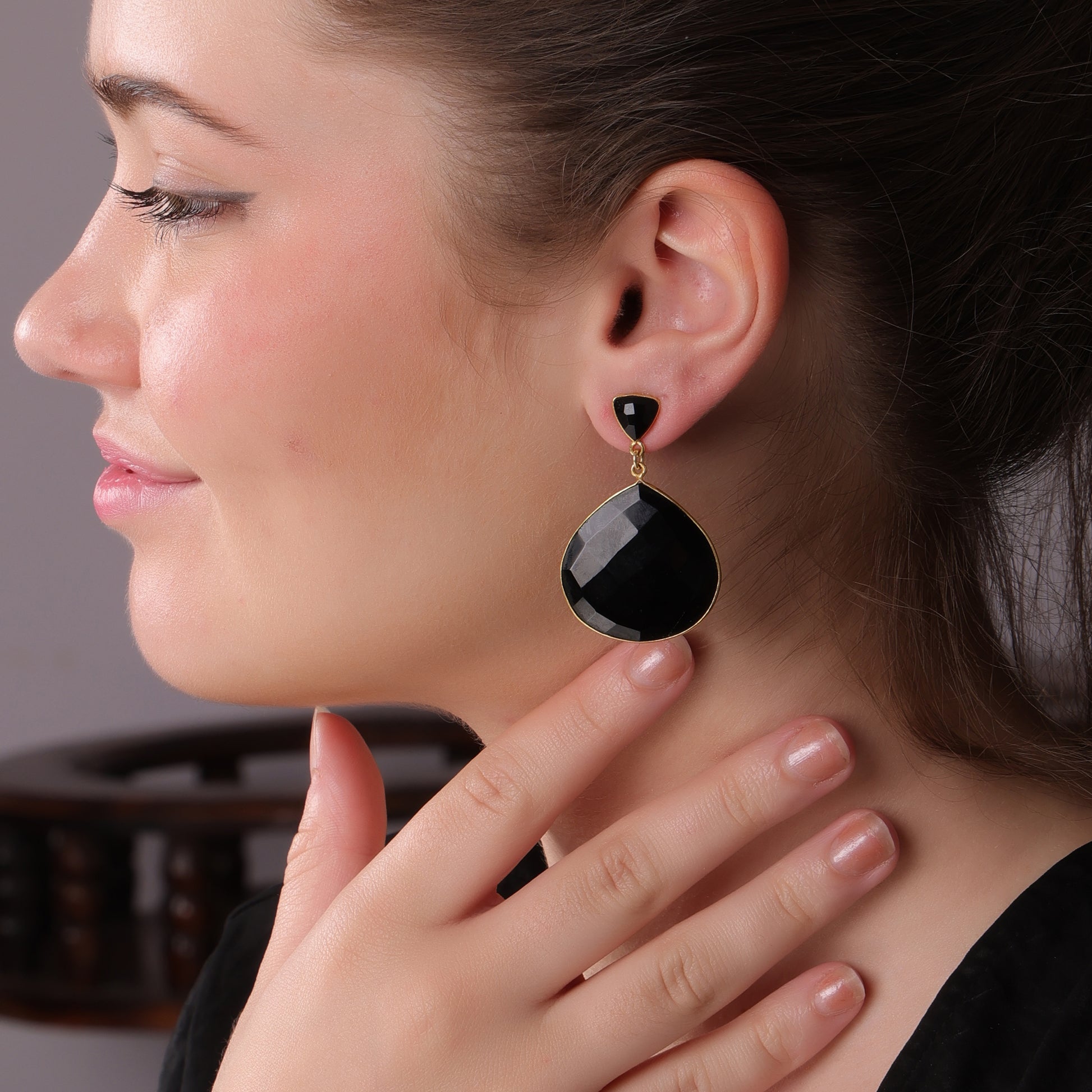 DuaBlackOnyxHeartTrillionEarrings_HandmadeGold-PlatedElegantJewelry