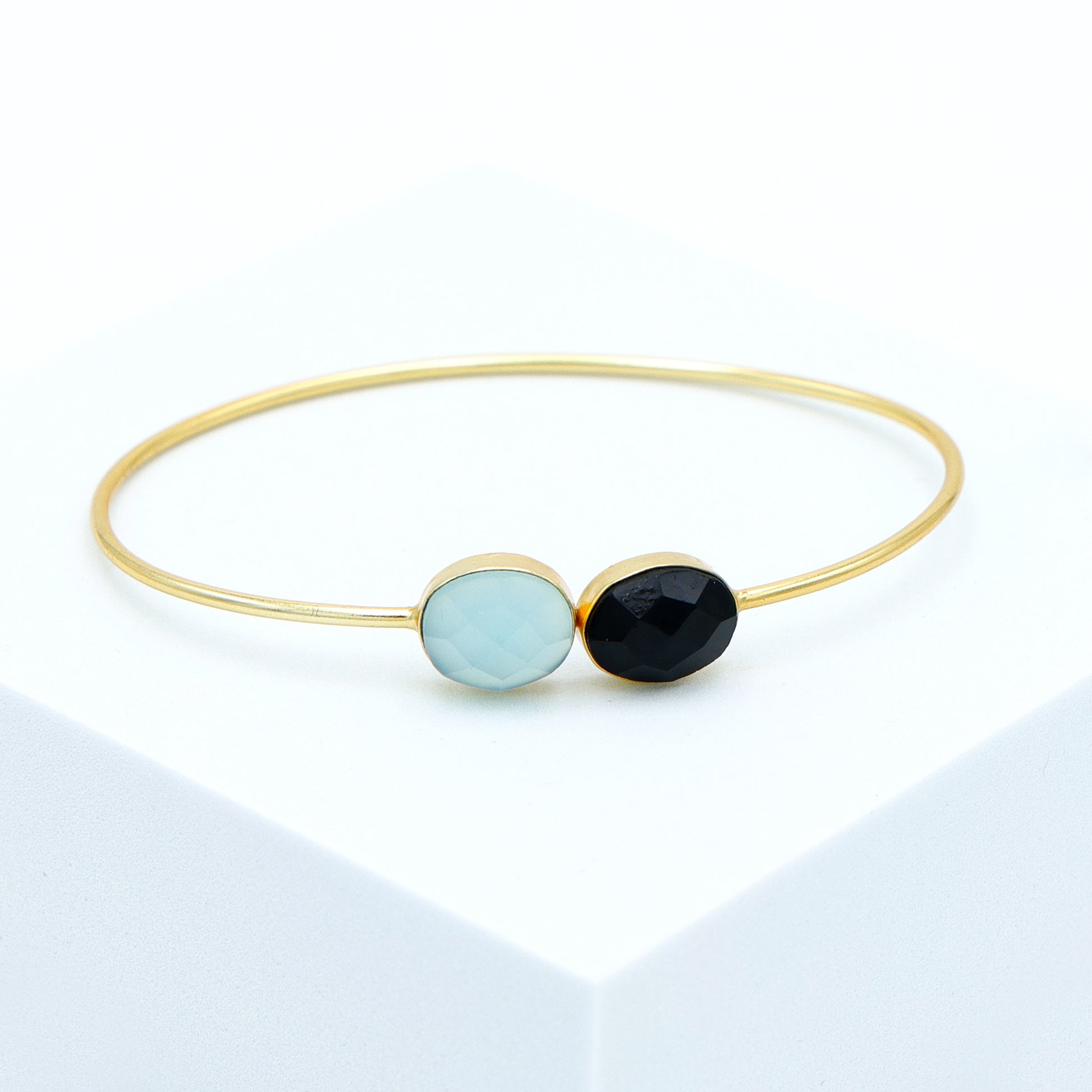 DuaBlueCalcedony_BlackOnyxBangle_ElegantGold