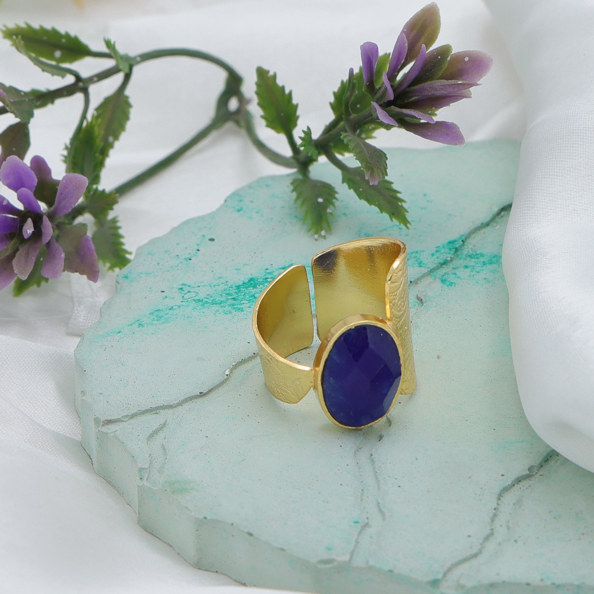 Dua Blue Jade Ring – Vibrant Blue Gemstone Adjustable Gold Ring - Dua Online
