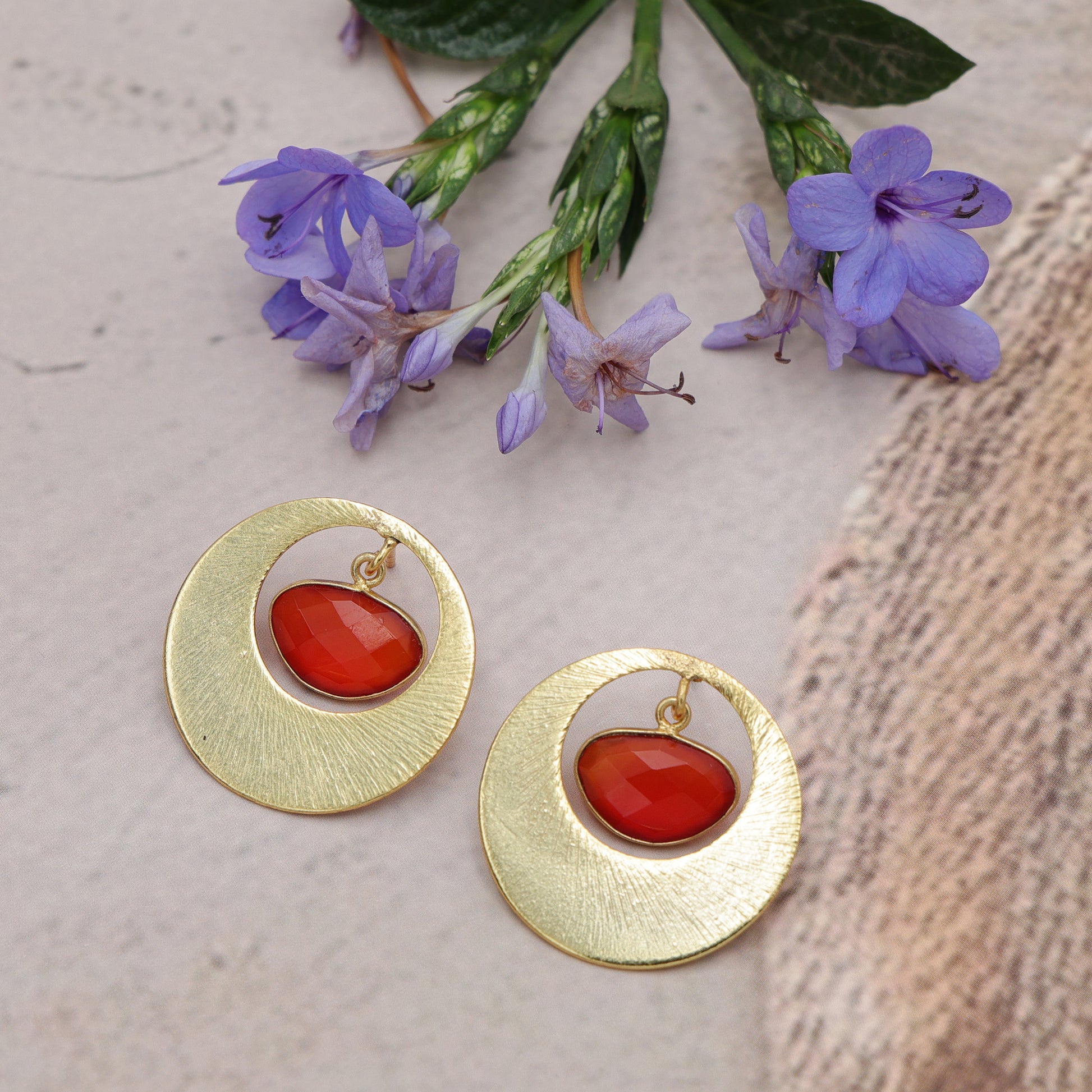 DuaCarnelianChalcedonyEarrings_HandmadeGold-PlatedStatementJewelry_5