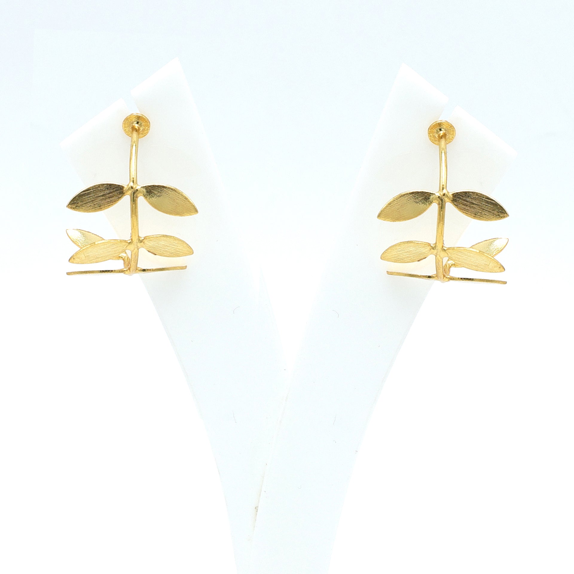 Dua Classic Gold-Plated Hoop Earrings – Timeless Handcrafted Jewelry for Women
