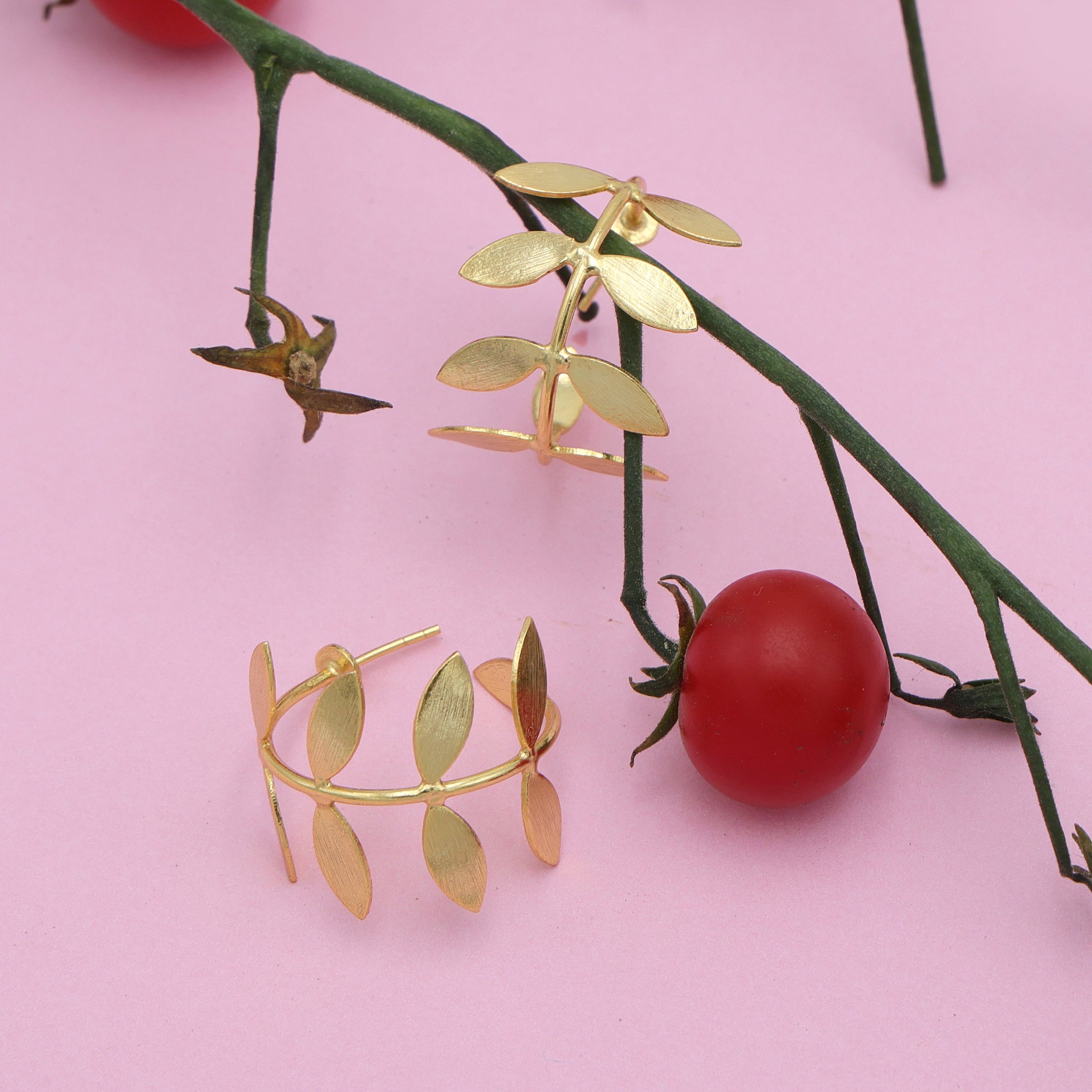 Dua Classic Gold-Plated Hoop Earrings – Timeless Handcrafted Jewelry for Women