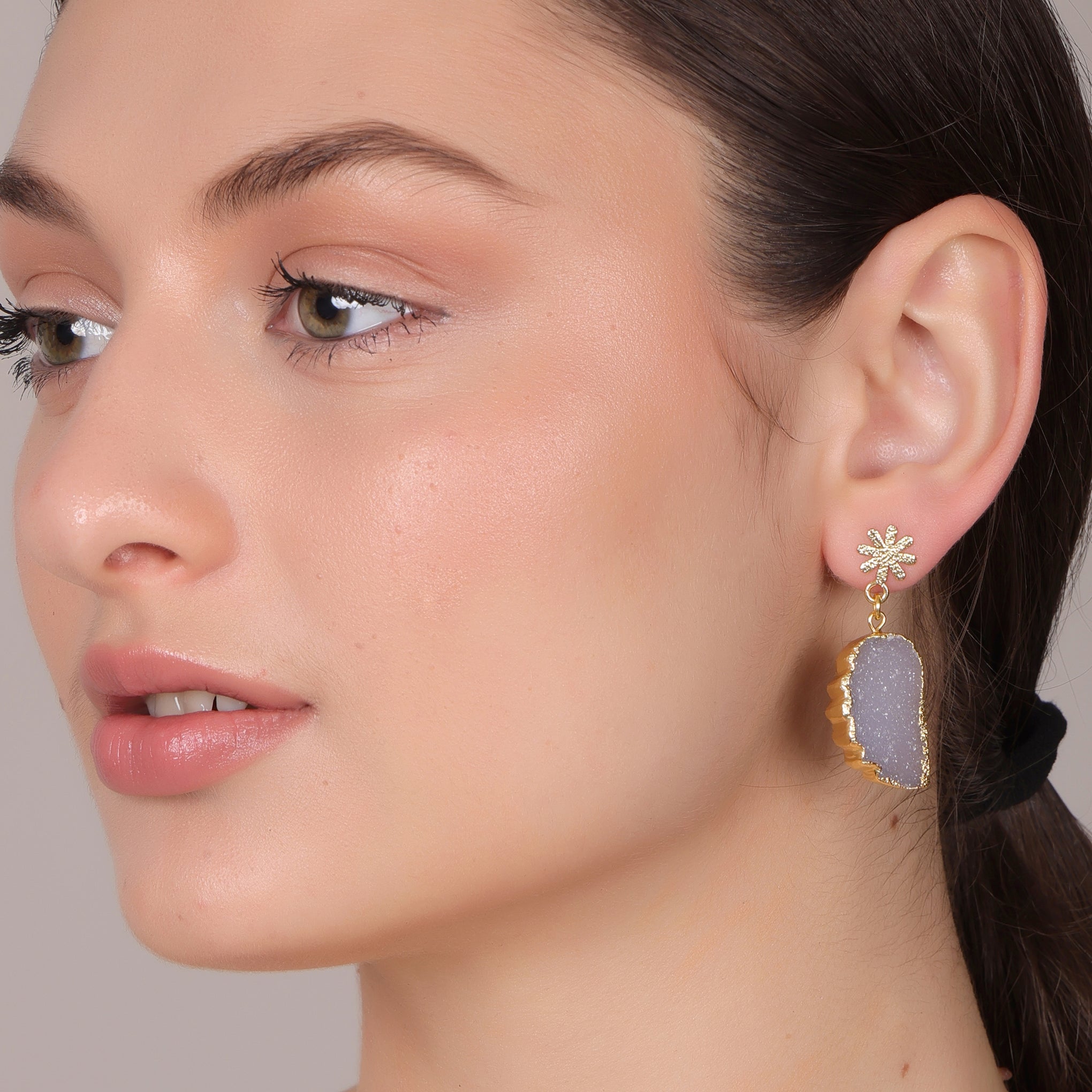 DuaDrusyLeafEarrings_HandmadeGold-PlatedUniqueJewelryforWomen