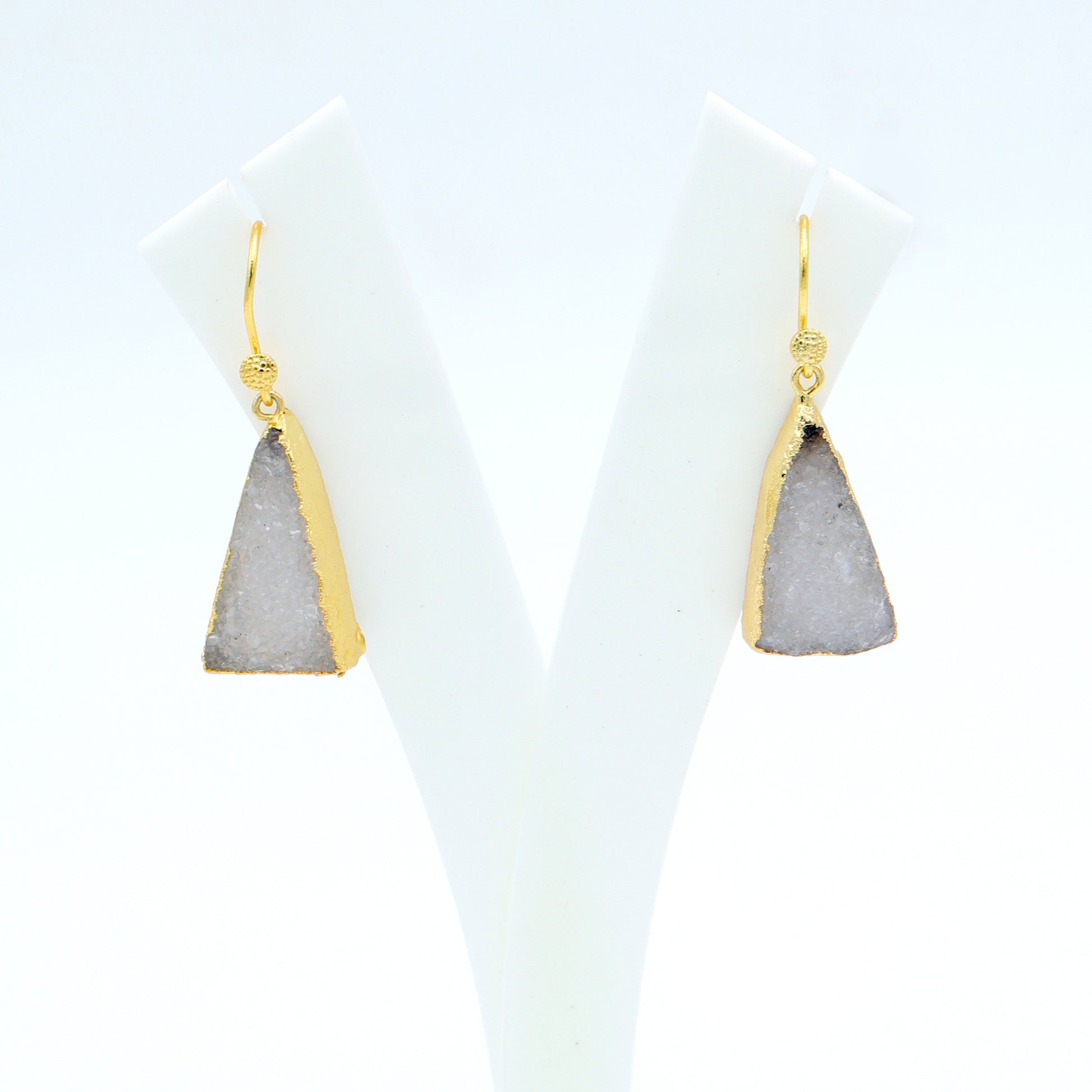 DuaDrusyTriangleEarrings_HandmadeGold-PlatedElegantJewelry_3
