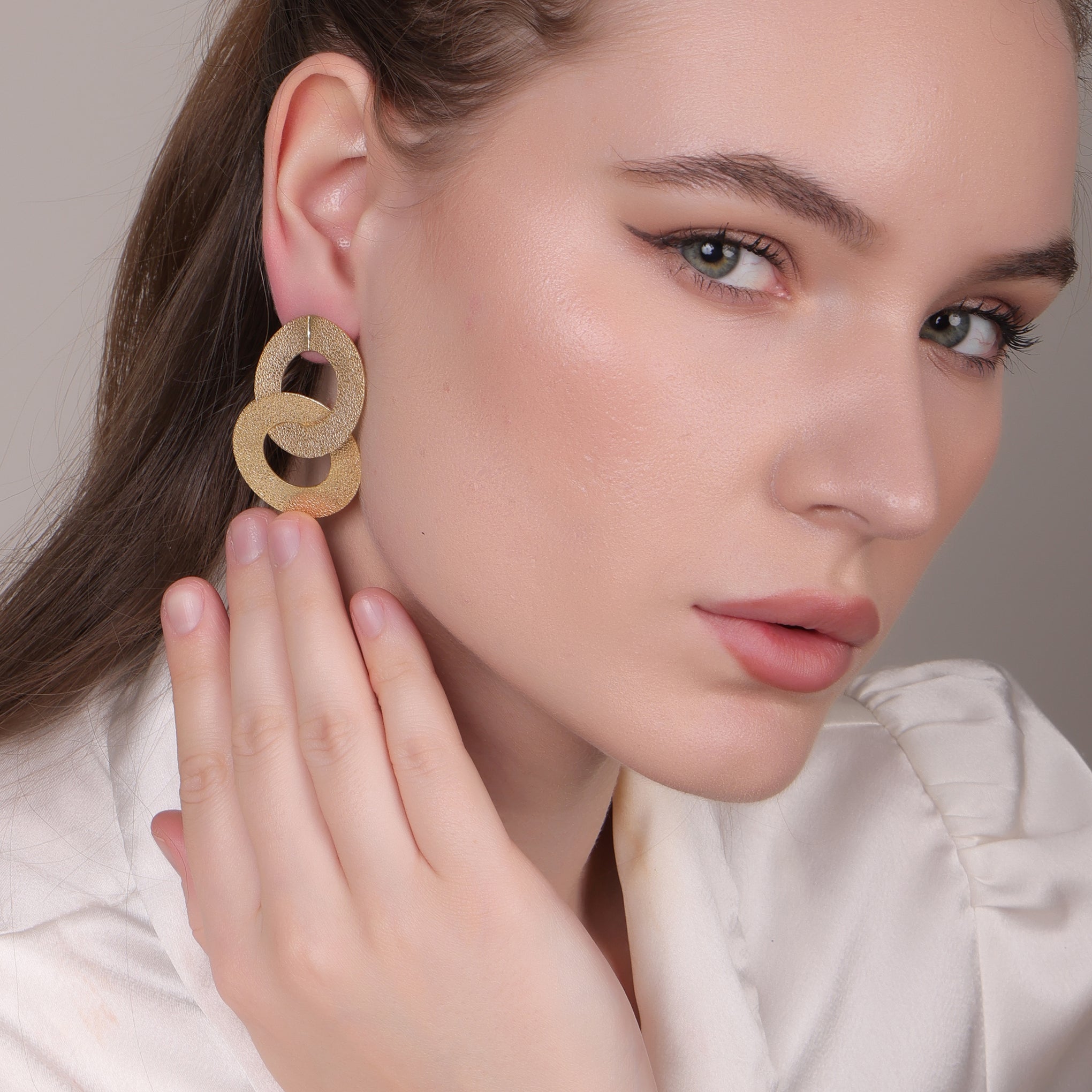 Dua Elegant Gold-Plated Brass Earrings – Luxury Handcrafted Statement Jewelry