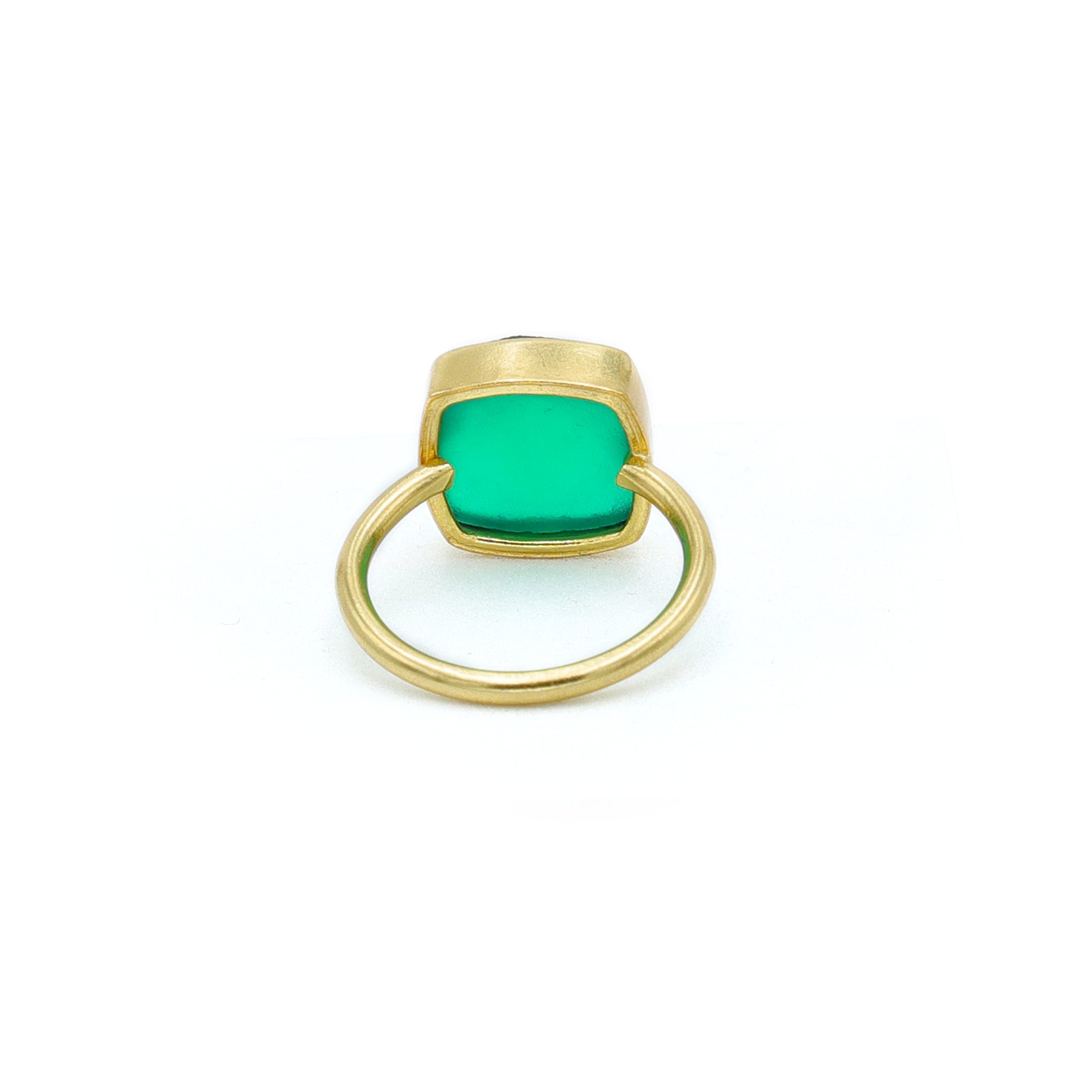 Dua Green Onyx Cushion Ring – Artisan Gold Statement Ring - Dua Online