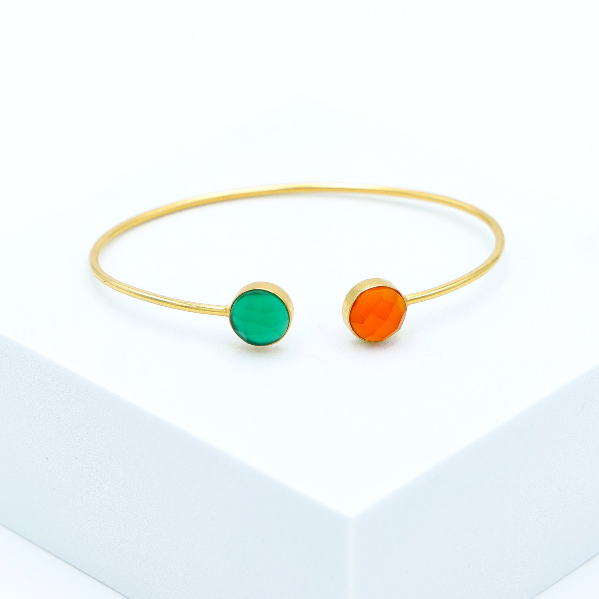 DuaGreenOnyx_CarnelianCalcedonyBangle_StunningMulticolorGold-PlatedBracelet.jpg