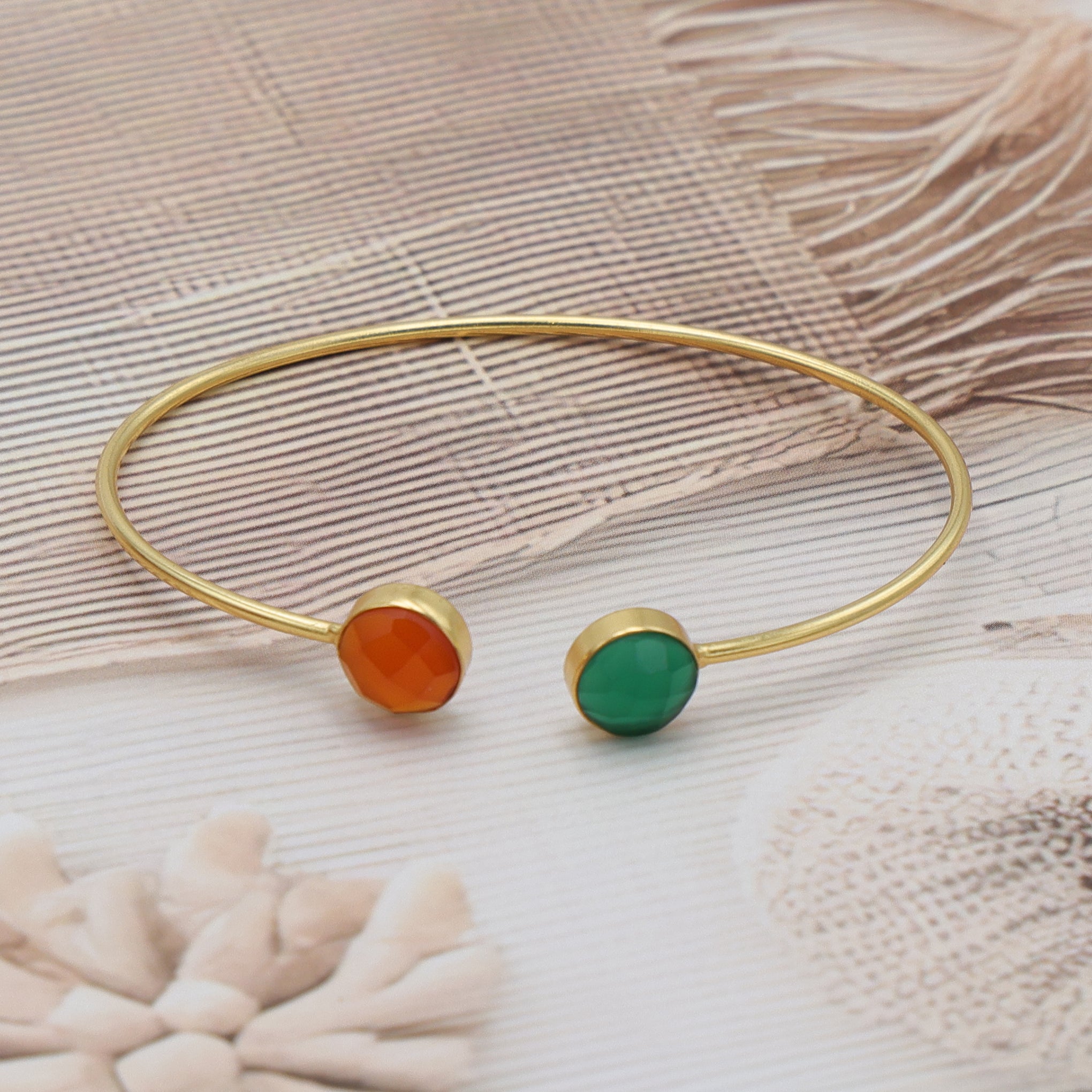 DuaGreenOnyx_CarnelianCalcedonyBangle_StunningMulticolorGold-PlatedBracelet