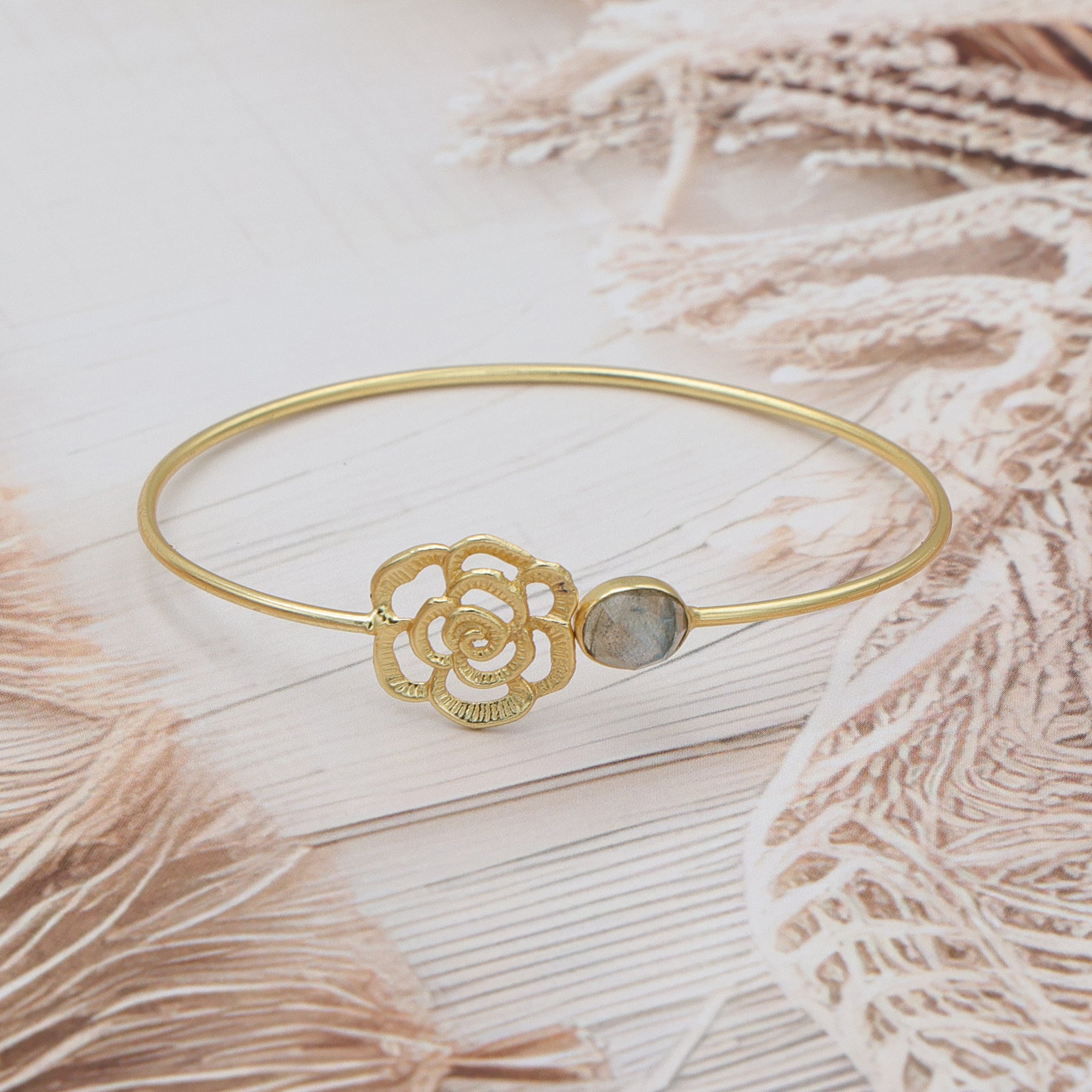 Dua Labradorite Flower Bangle – Chic Grey Gold-Plated Gemstone Bracelet - Dua Online