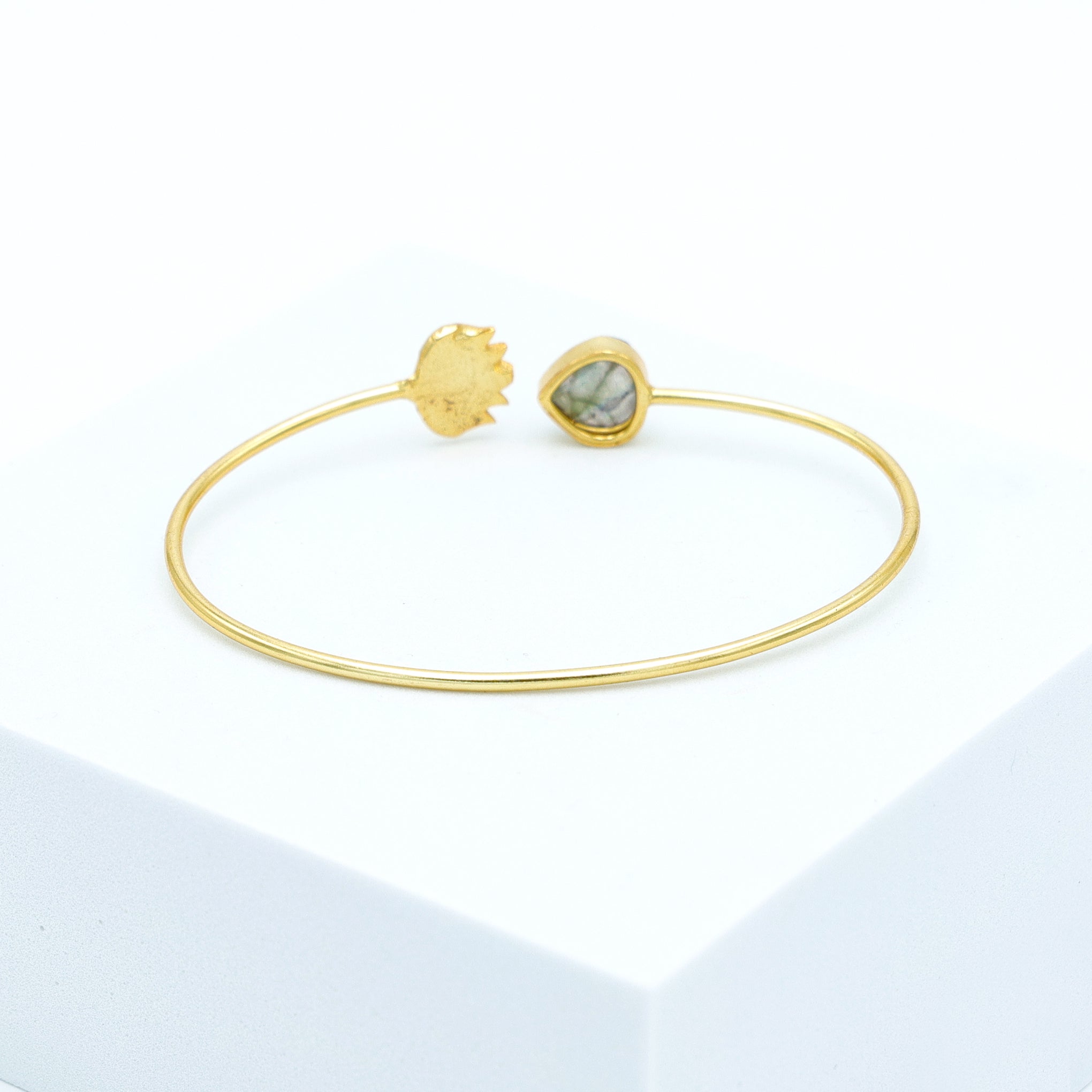 Dua Labradorite Lotus Bangle – Elegant Grey Gold-Plated Gemstone Bracelet - Dua Online