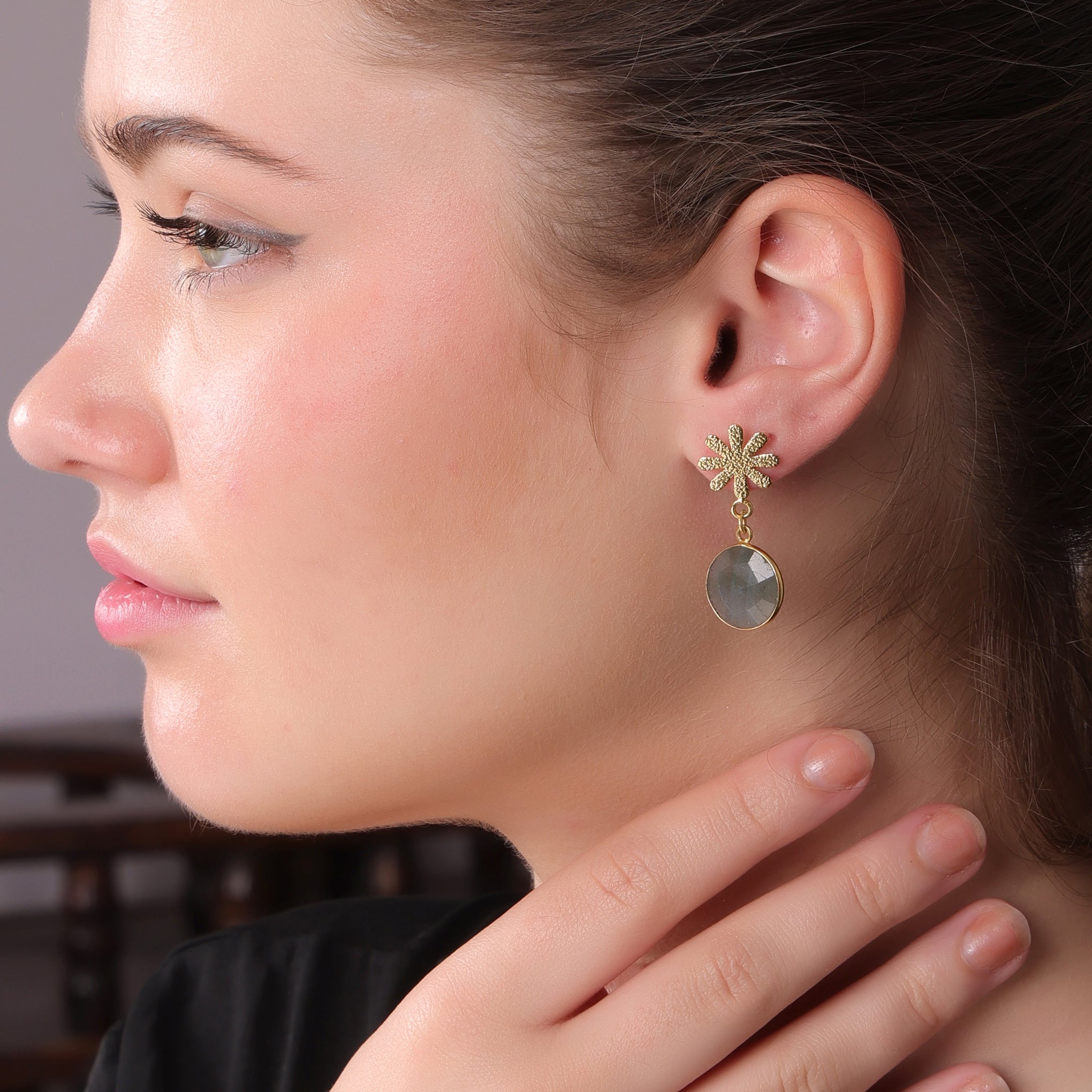 DuaLabradoriteRoundFlowerEarrings_HandmadeGold-PlatedStatementJewelry_2