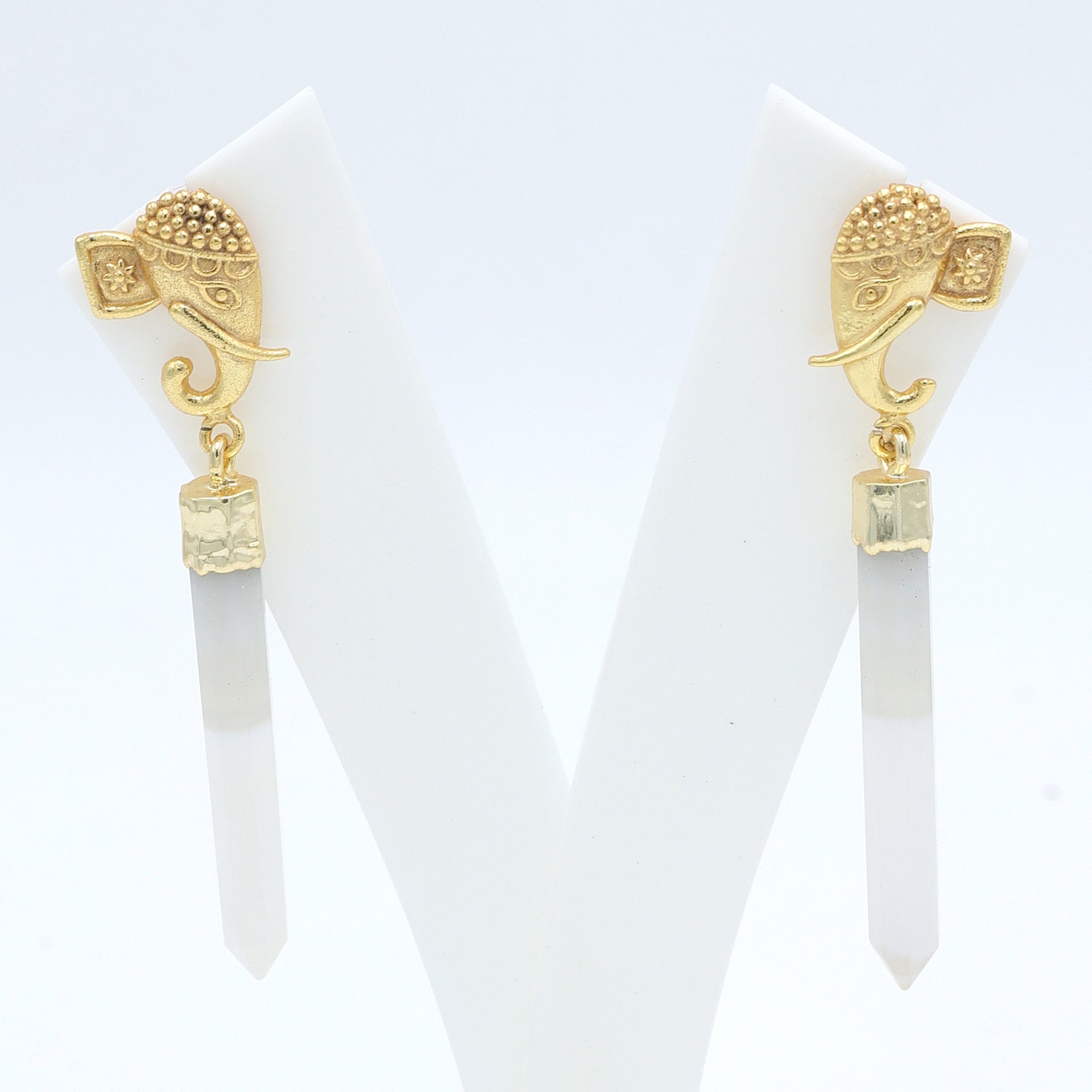 DuaLaceAgatePencilEarrings_HandcraftedGold-PlatedStatementJewelry_5