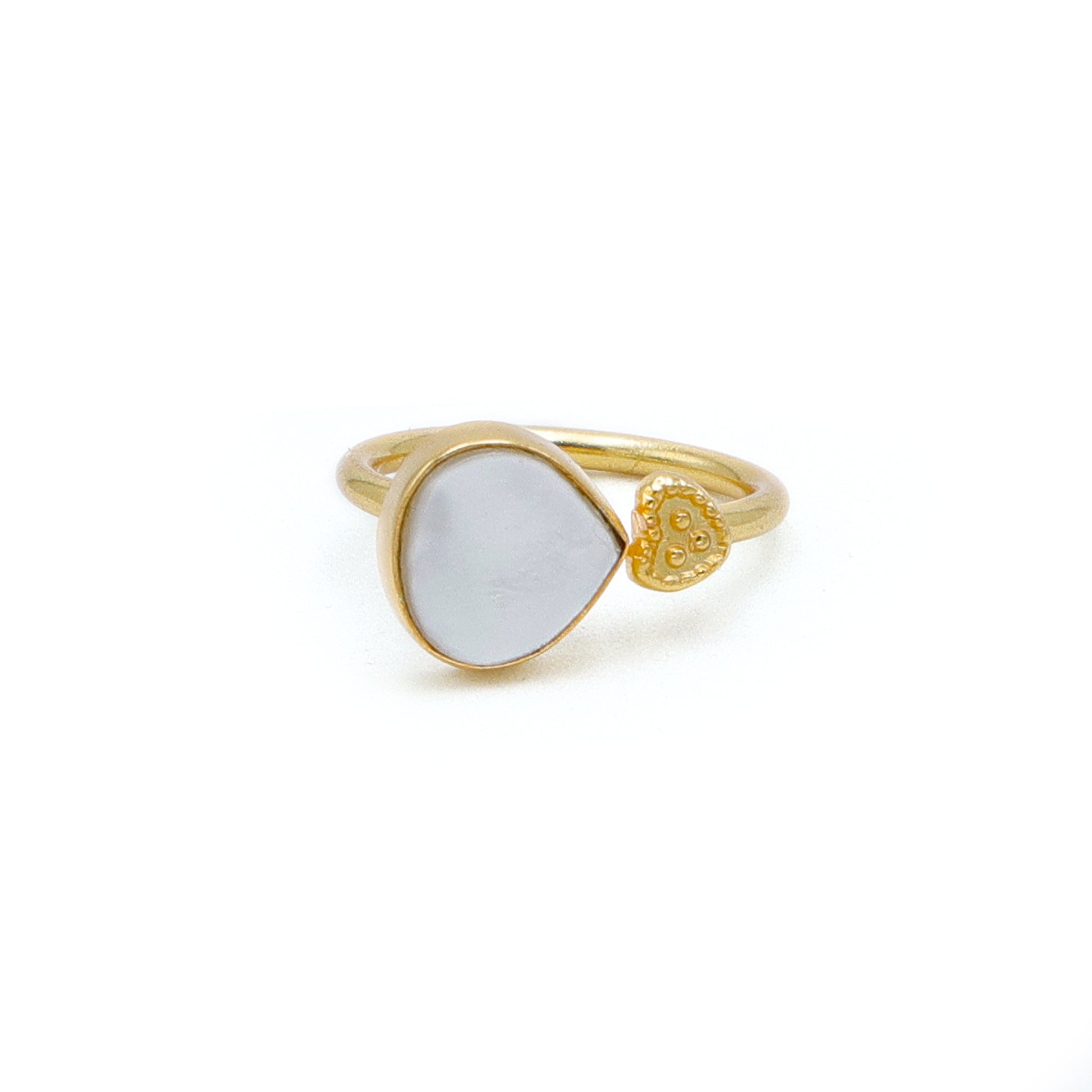 Dua Mother of Pearl Heart Ring – Romantic Gold-Plated Pearl Jewelry - Dua Online