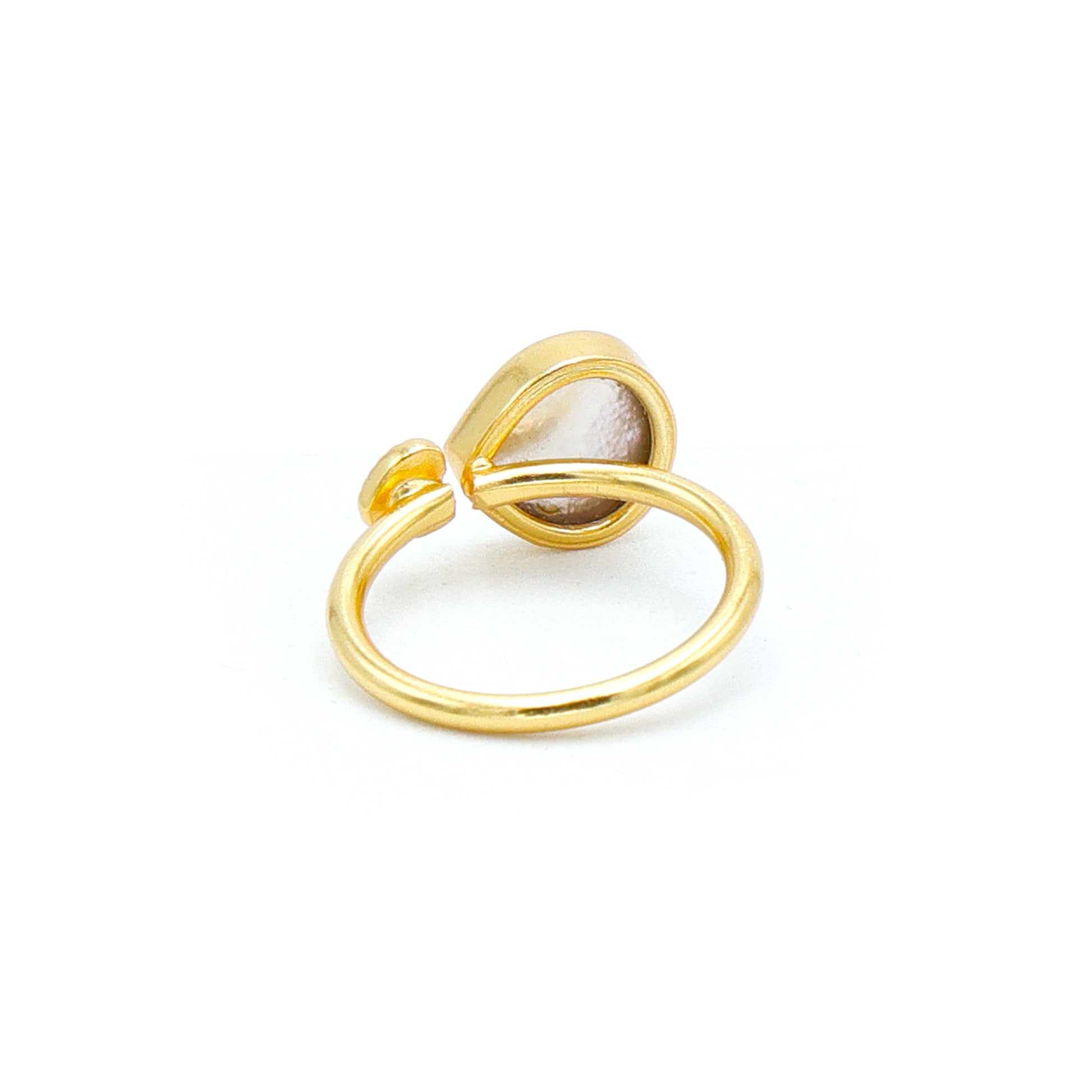 Dua Mother of Pearl Heart Ring – Romantic Gold-Plated Pearl Jewelry - Dua Online