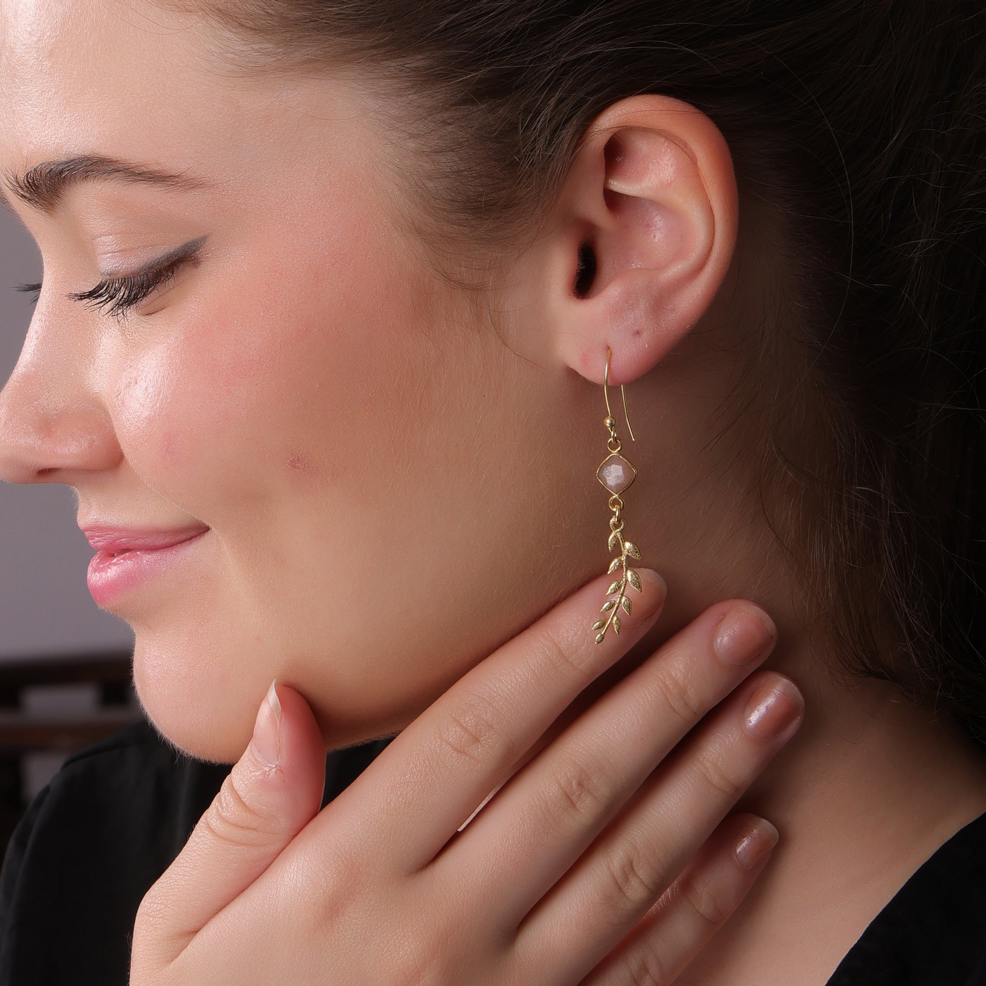 DuaPeachMoonstoneLeafEarrings_HandmadeGold-PlatedElegantJewelry_2