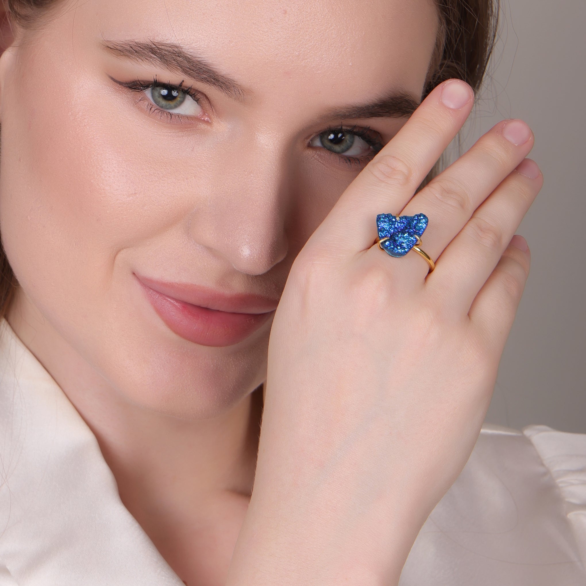 Dua Peacock Druzy Gold-Plated Adjustable Ring – Artistic Boho Jewelry for Women