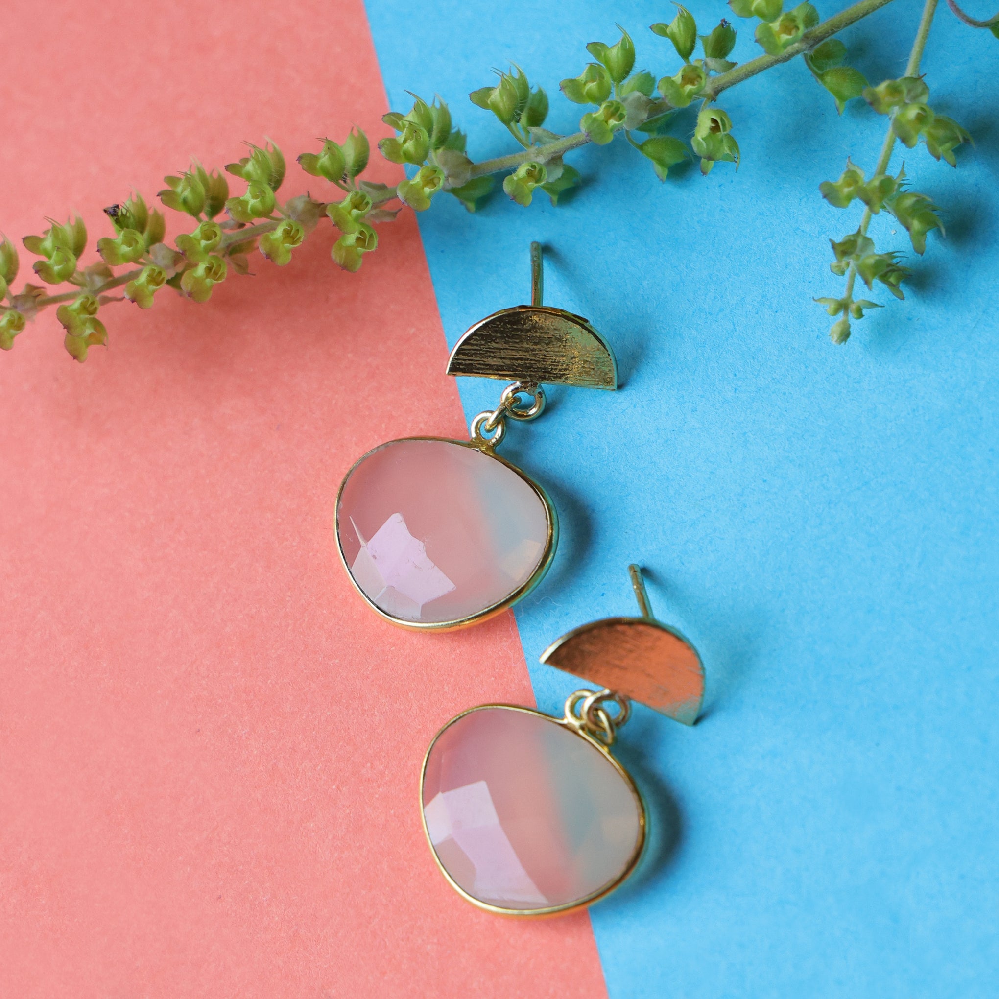 DuaPinkChalcedonyHorizontalOvalEarrings_HandmadeGold-PlatedElegantJewelry