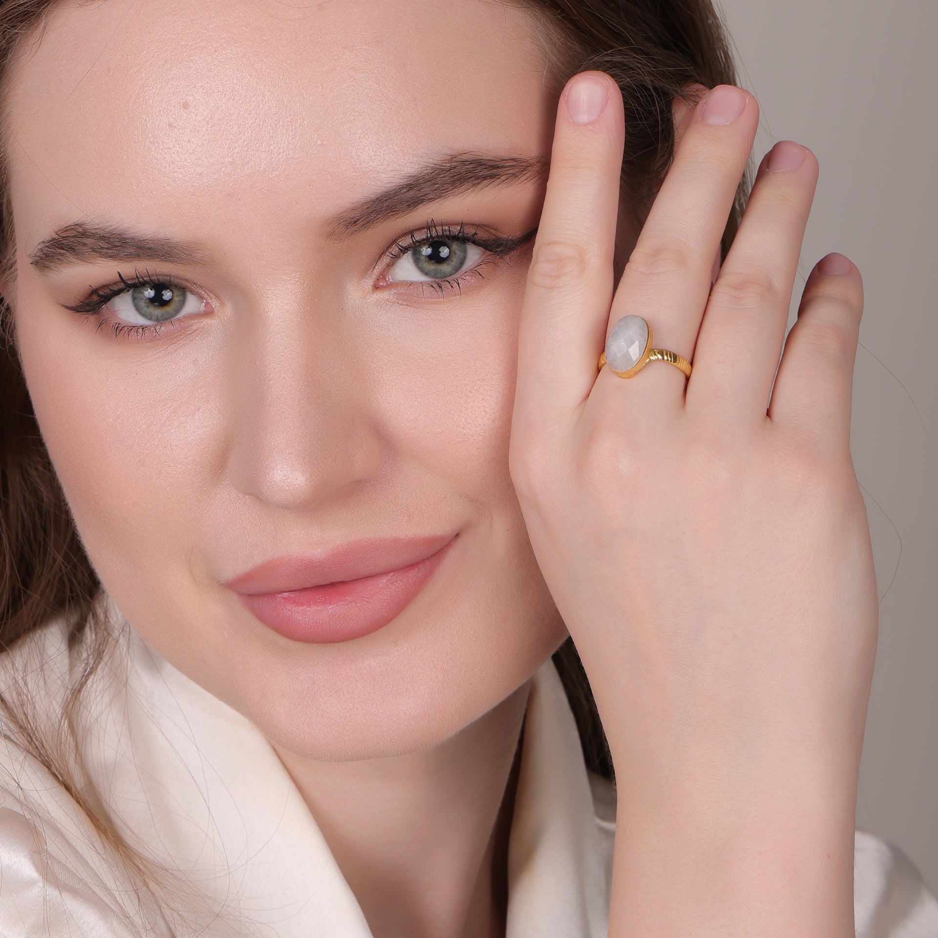 Dua Rainbow Moonstone Gold-Plated Adjustable Oval Ring – White Gemstone Jewelry for Women & Girls