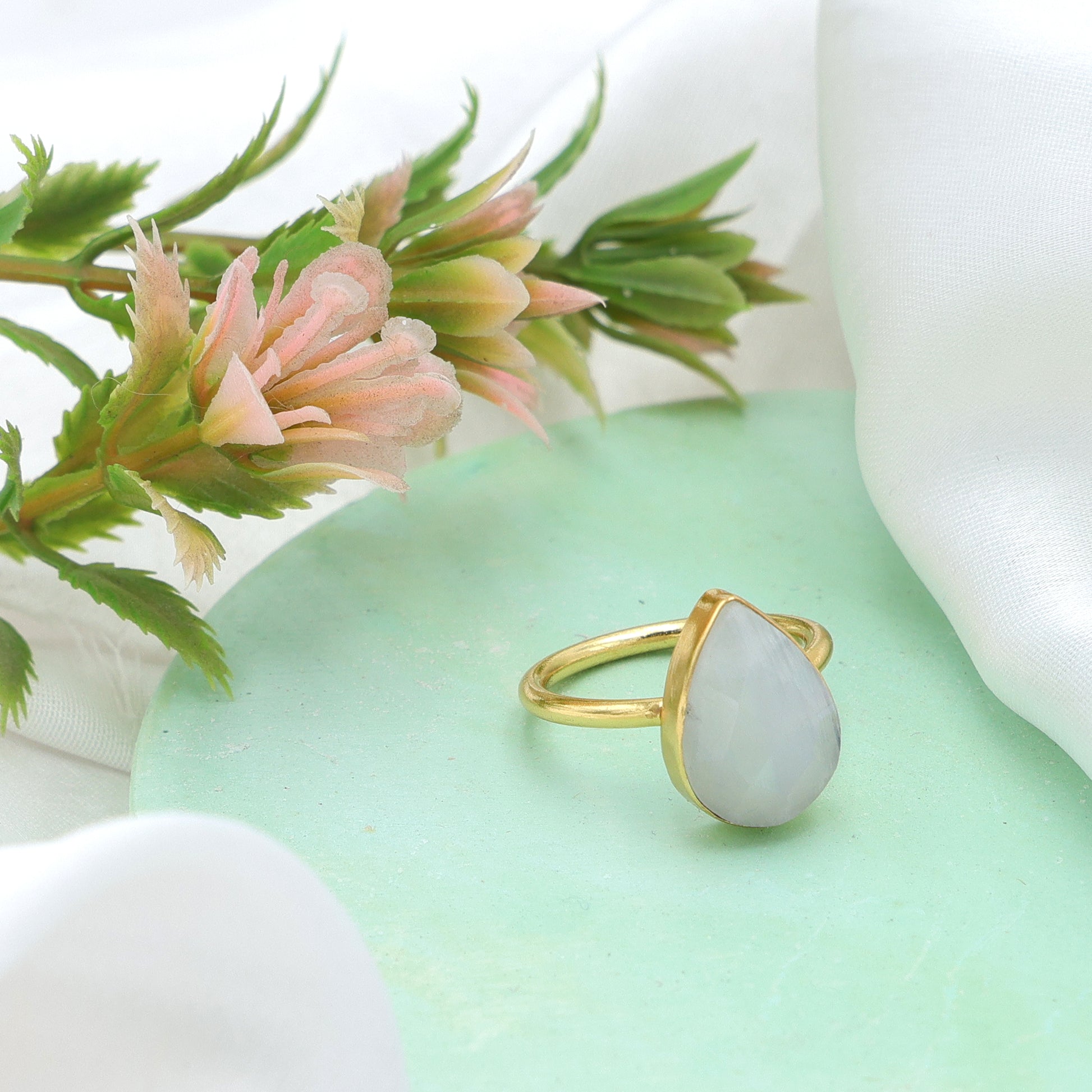 Dua Rainbow Moonstone Pear Ring – Ethereal White Crystal Ring - Dua Online