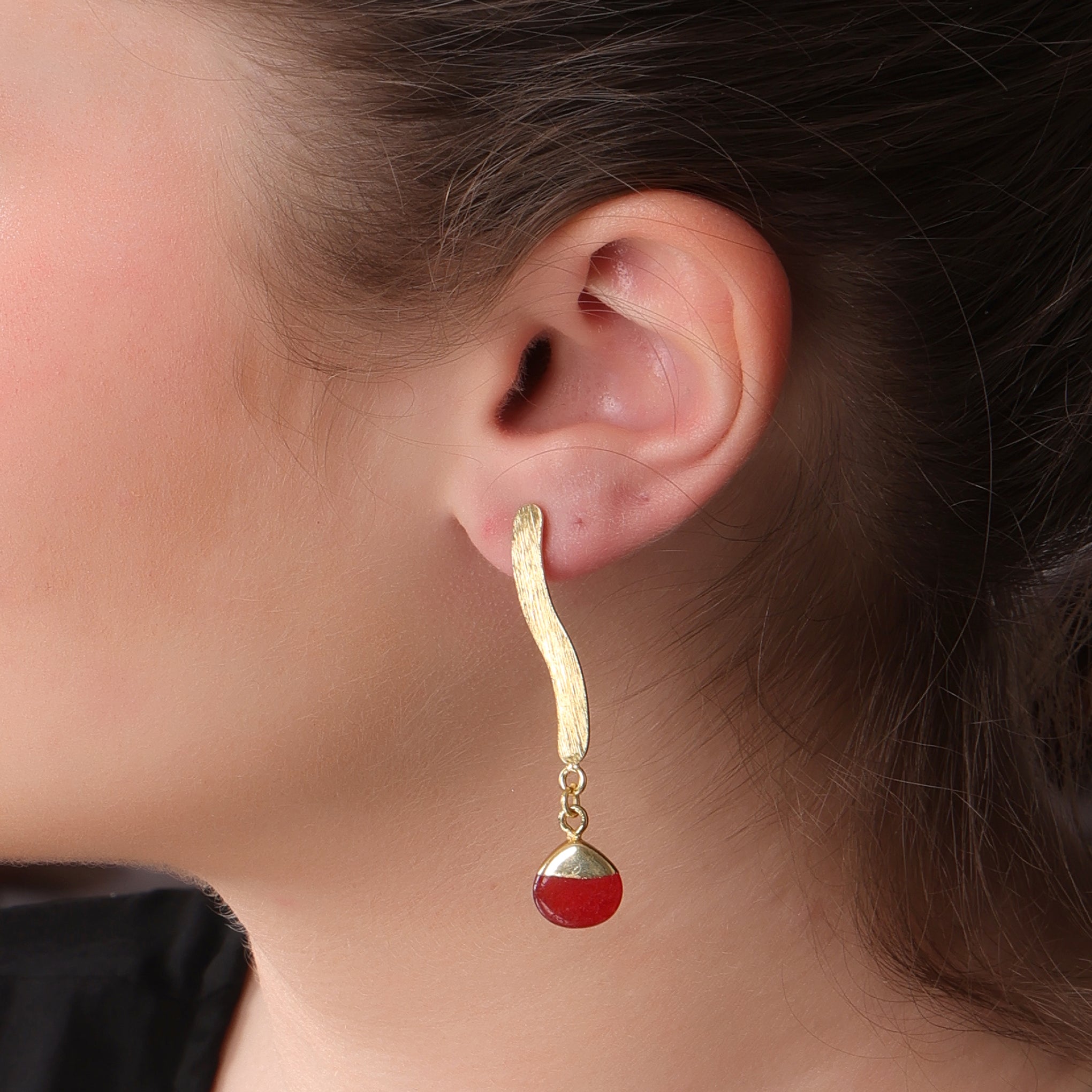 DuaRedJadeHeartEarrings_HandmadeGold-PlatedElegantJewelry