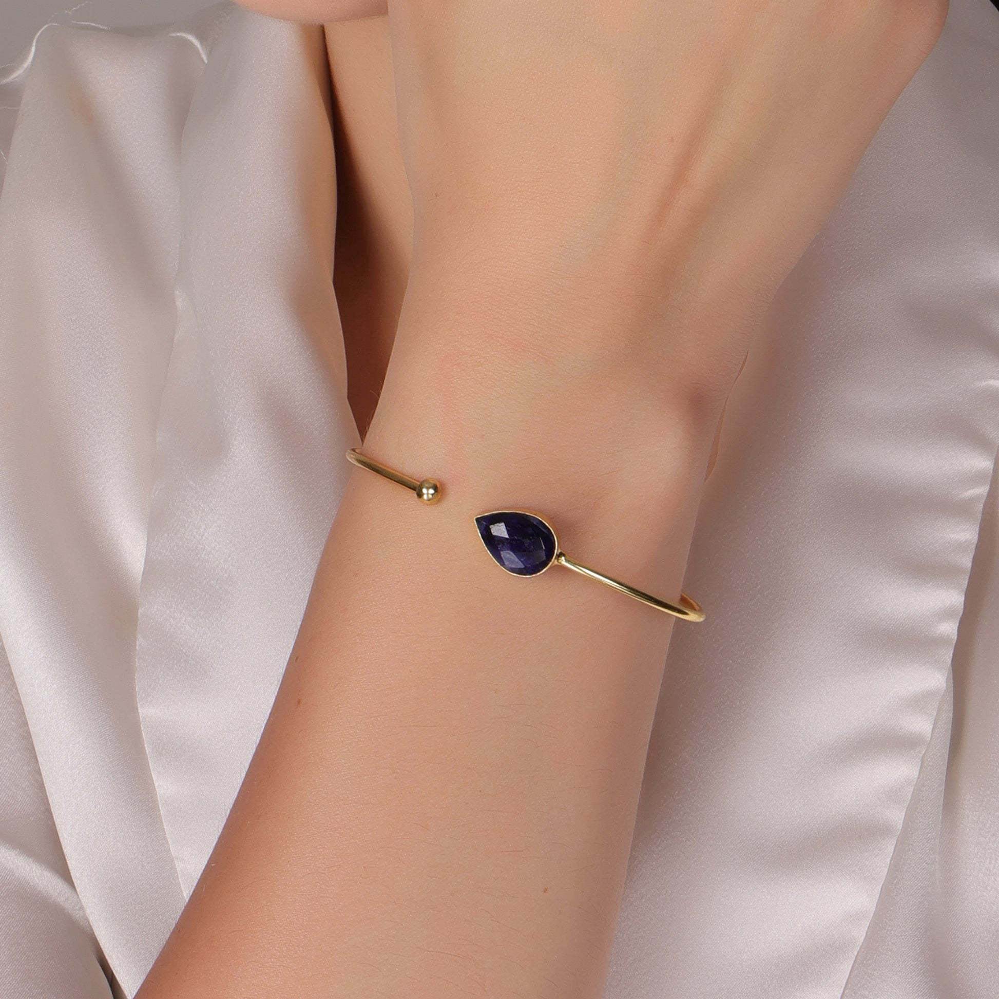 Dua Sapphire Quartz Blue Jade Gold-Plated Bangle – Luxury Gemstone Bracelet - Dua Online