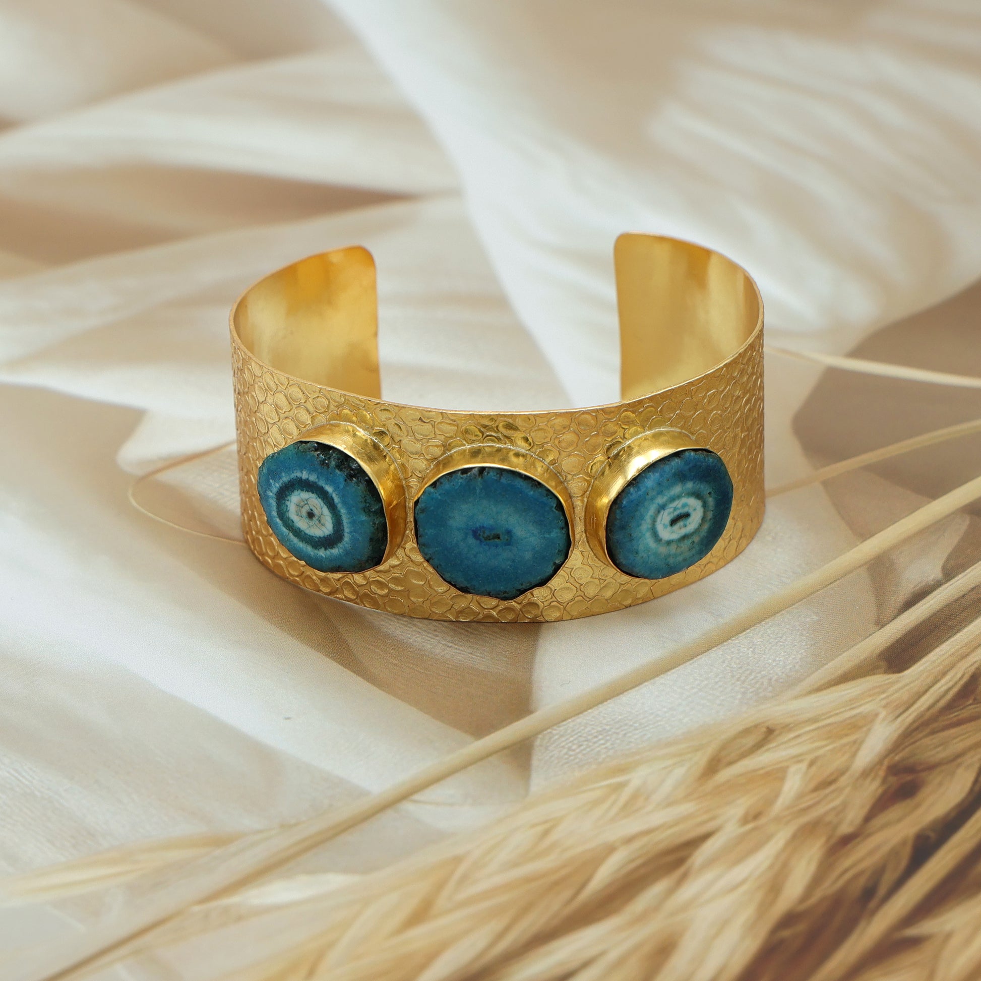 DuaSolarQuartzBangle_BlueGold-PlatedLuxuryGemstoneBracelet_3