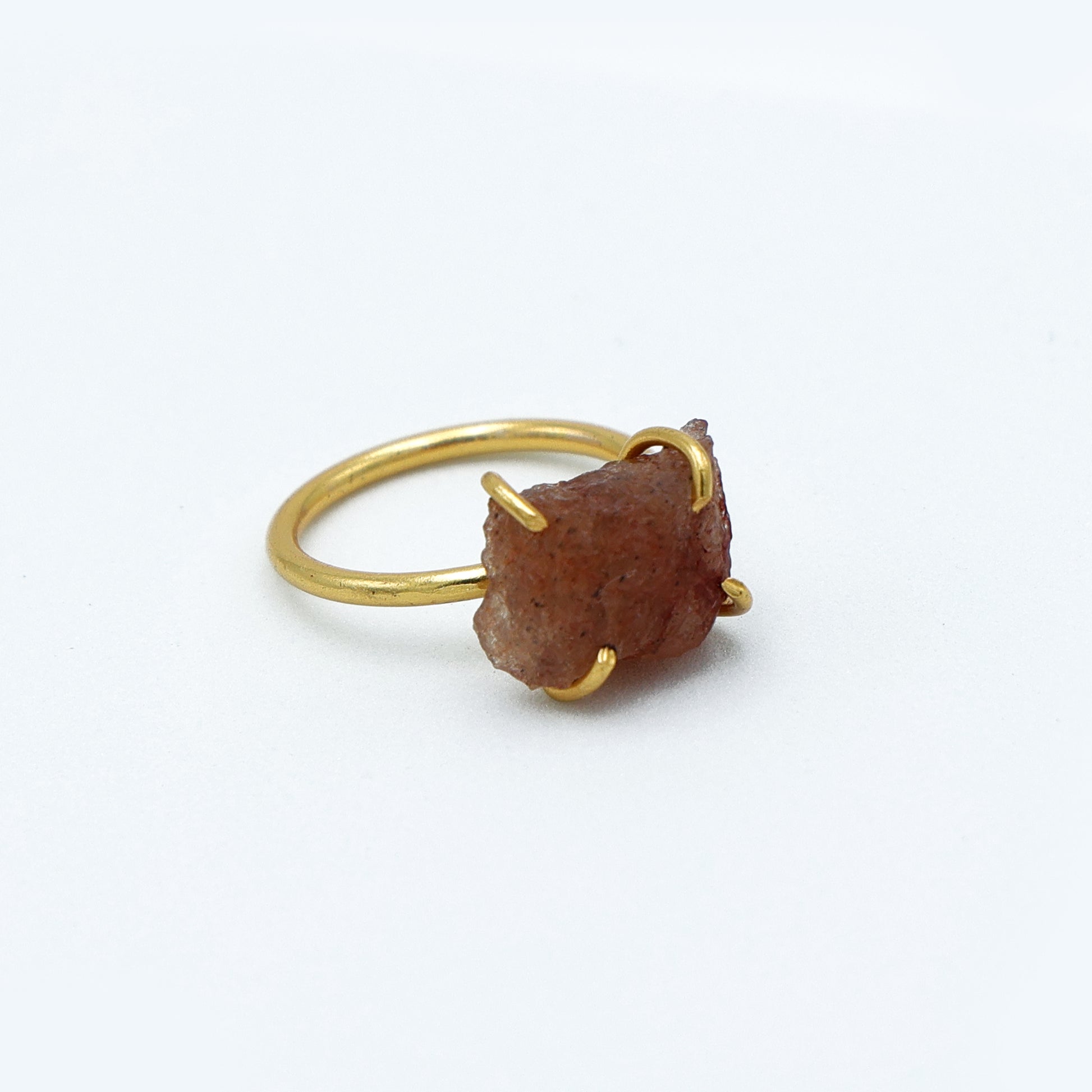 Dua Strawberry Quartz Rough Ring – Raw Gemstone Adjustable Gold Ring - Dua Online