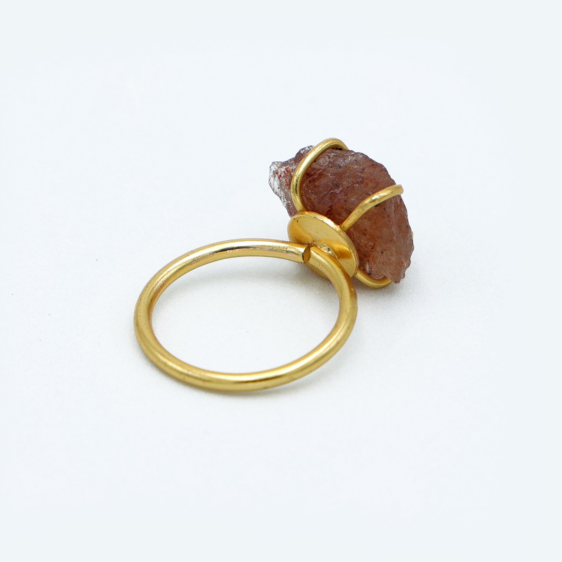 Dua Strawberry Quartz Rough Ring – Raw Gemstone Adjustable Gold Ring - Dua Online