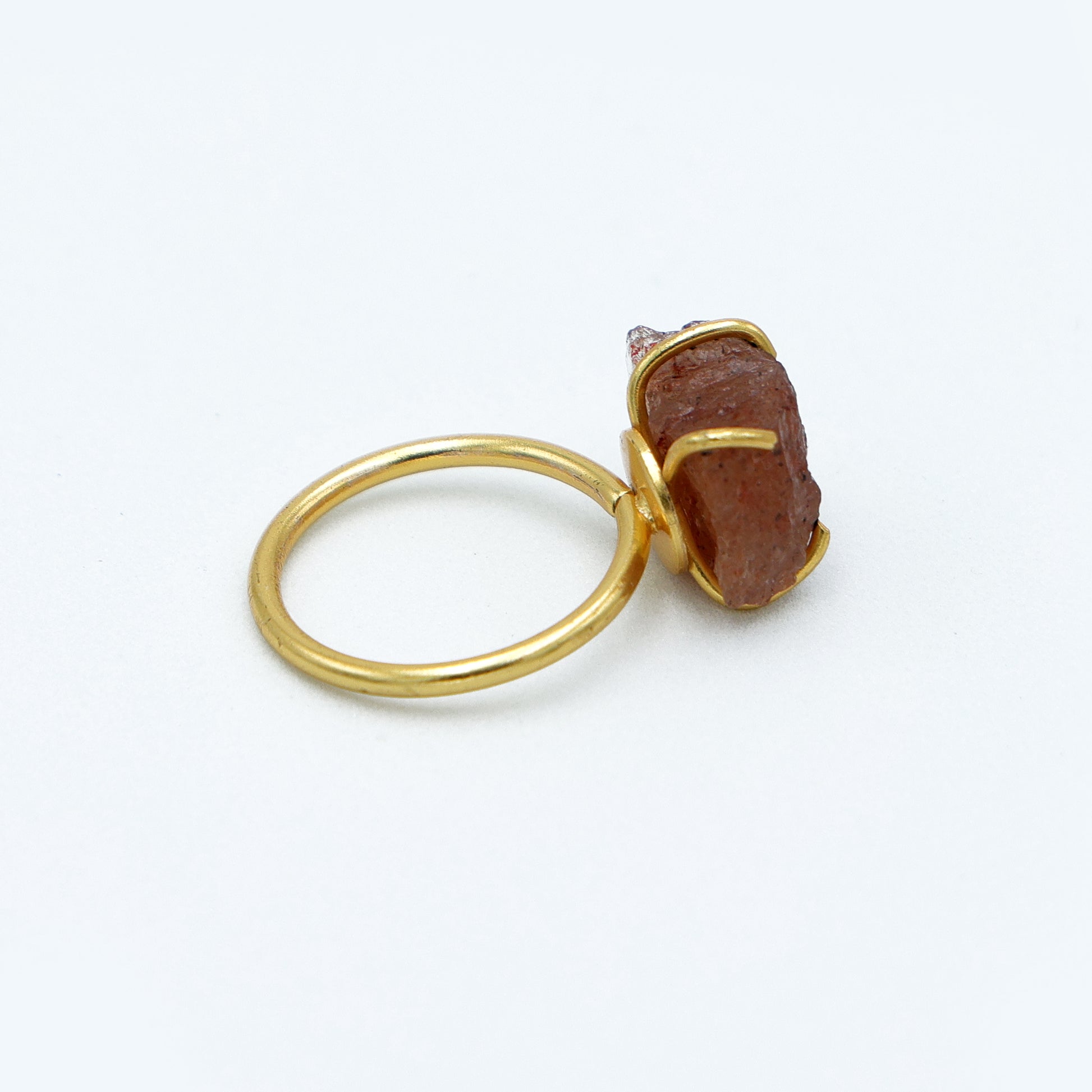 Dua Strawberry Quartz Rough Ring – Raw Gemstone Adjustable Gold Ring - Dua Online