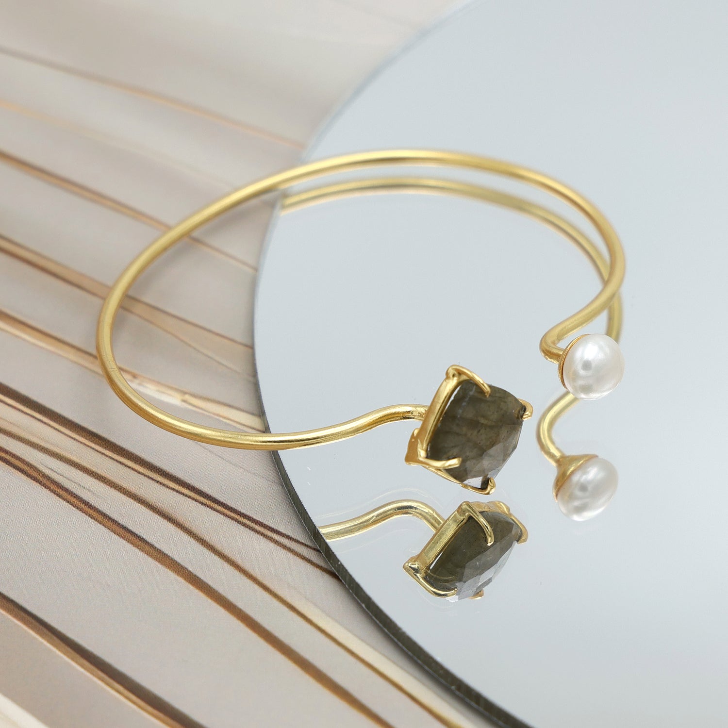 Labradorite_PearlBangle_HandmadeGoldPlatedBrassBraceletforWomen_6
