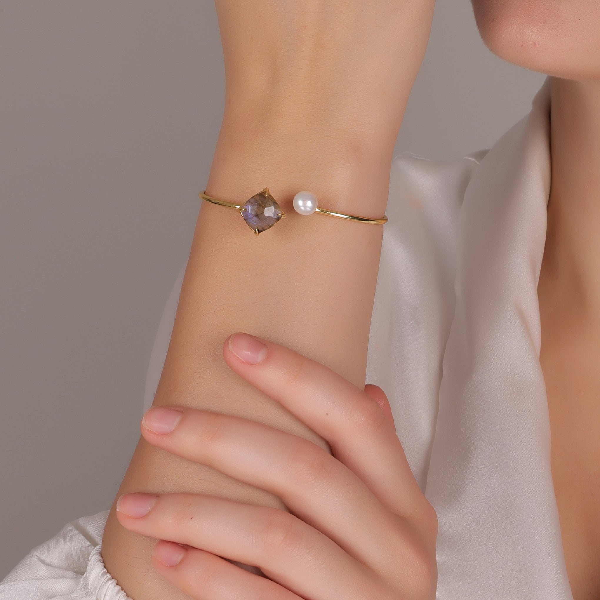 Labradorite_PearlBangle_HandmadeGoldPlatedBrassBraceletforWomen