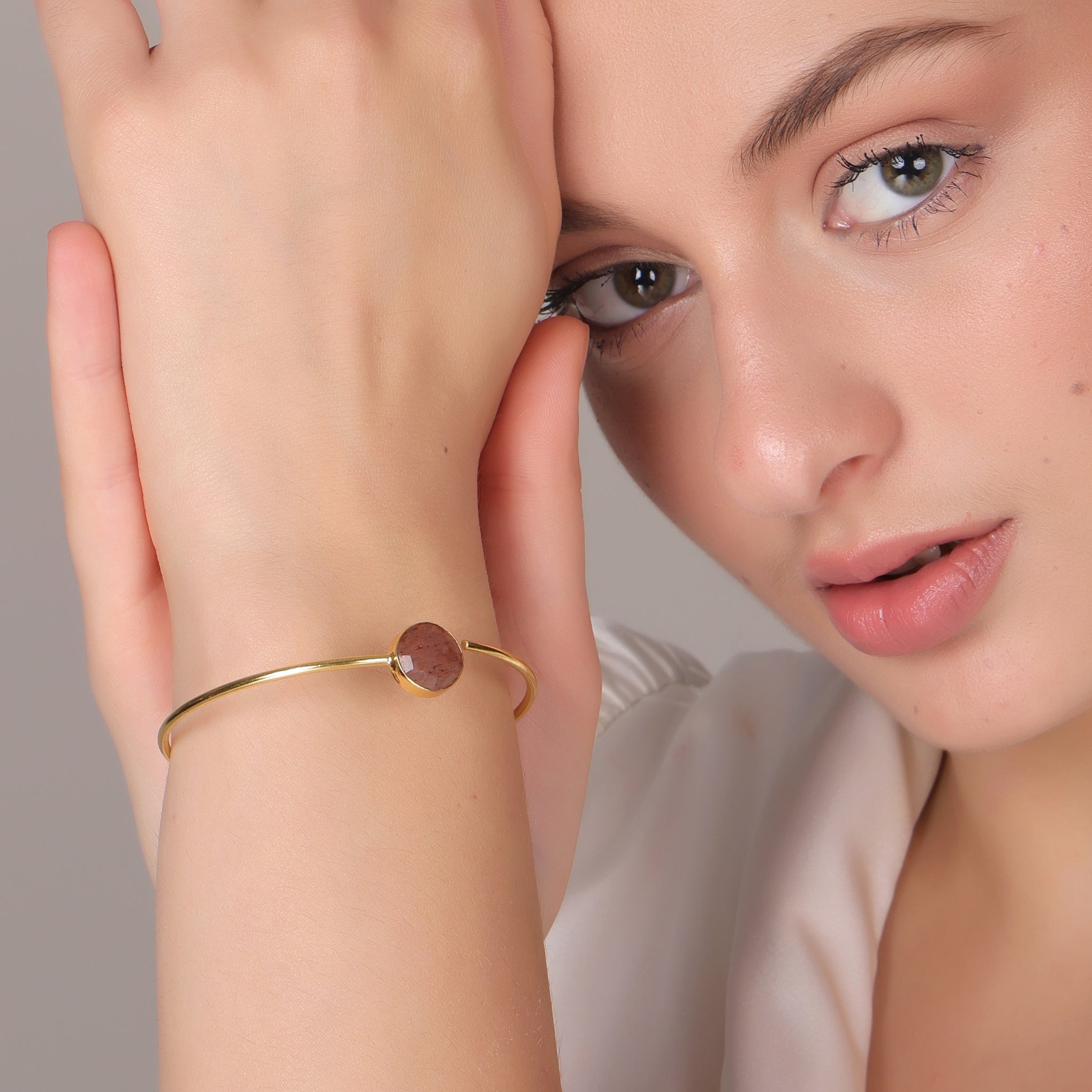StrawberryQuartzBangleBraceletGoldPlatedBrassBrownCrystalJewelry